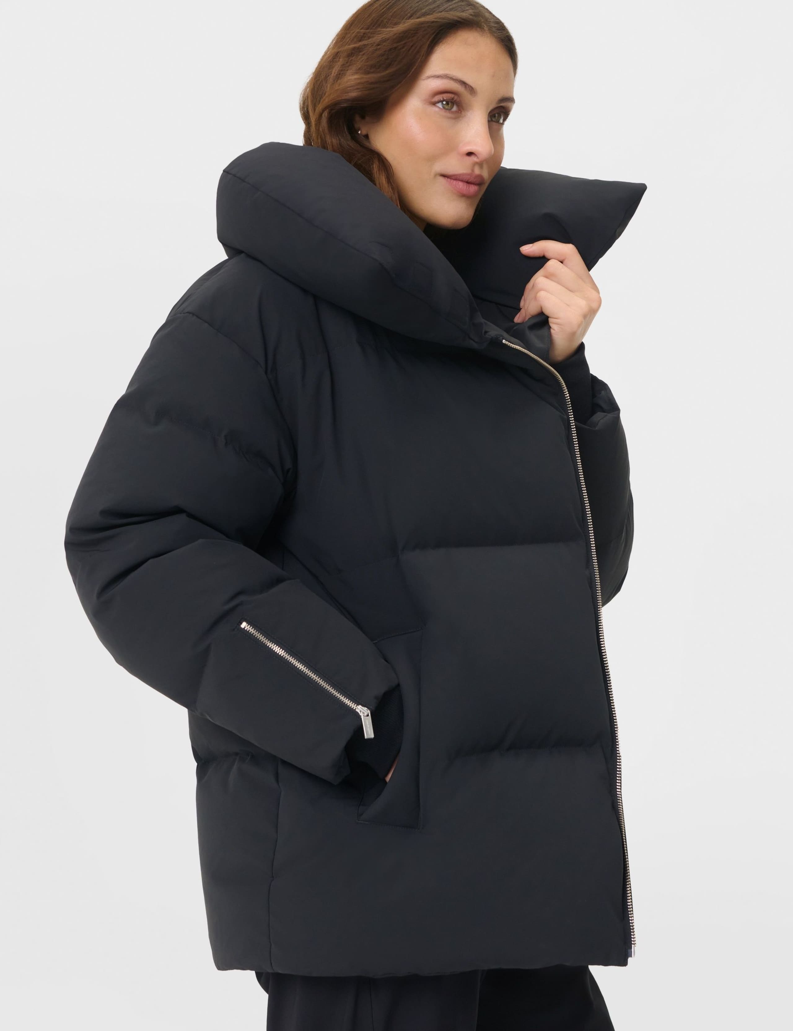 Nimbus CloudWeight Cropped Puffer Jacket 5 of 11