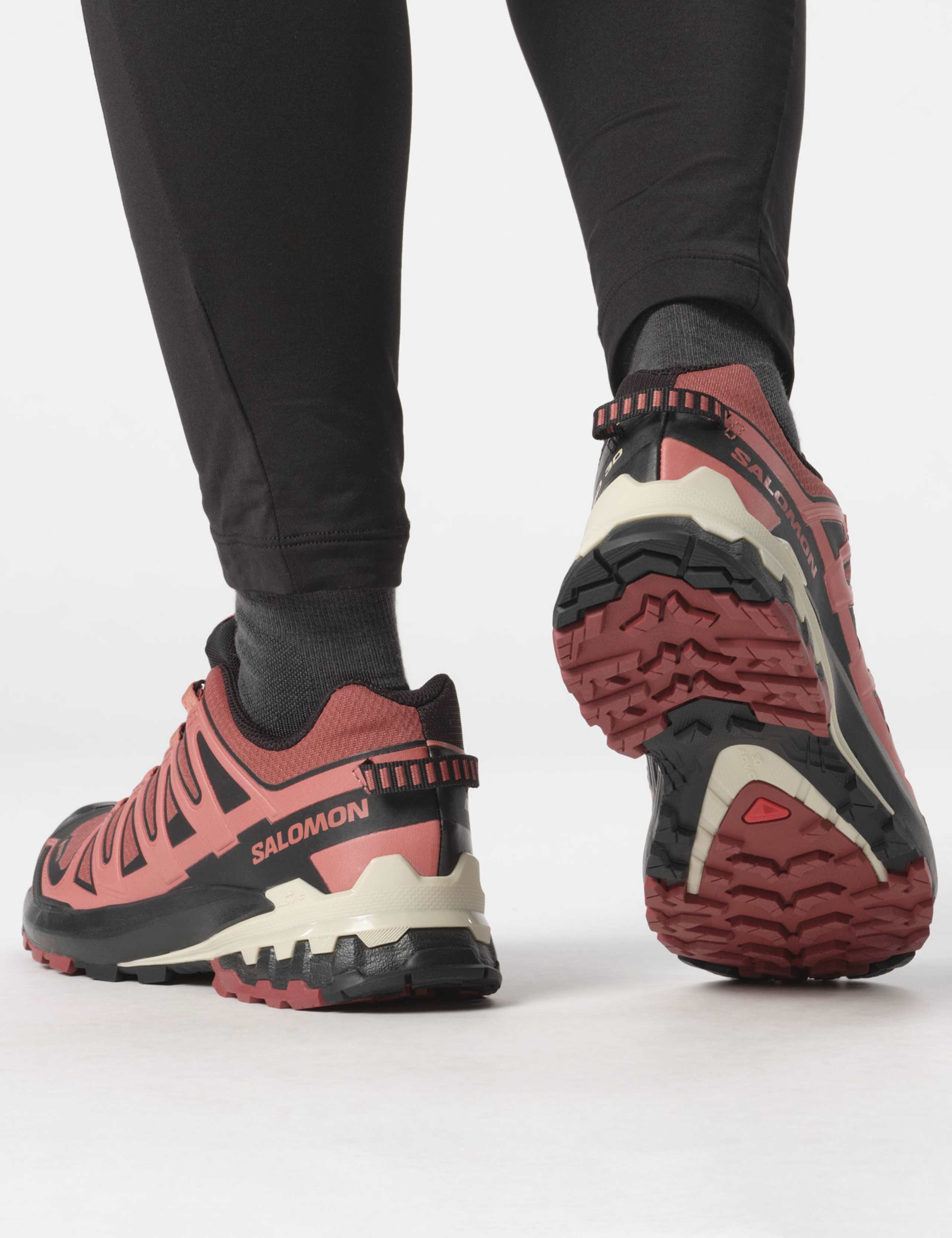 XA Pro 3D V9 Gore-Tex Trail Trainers 5 of 7
