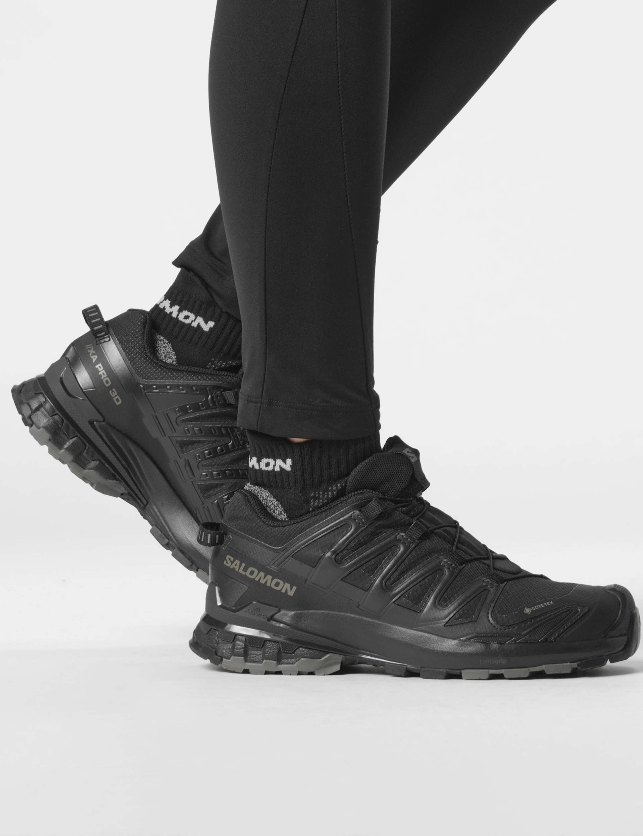 XA Pro 3D V9 Gore-Tex Trail Trainers 4 of 7