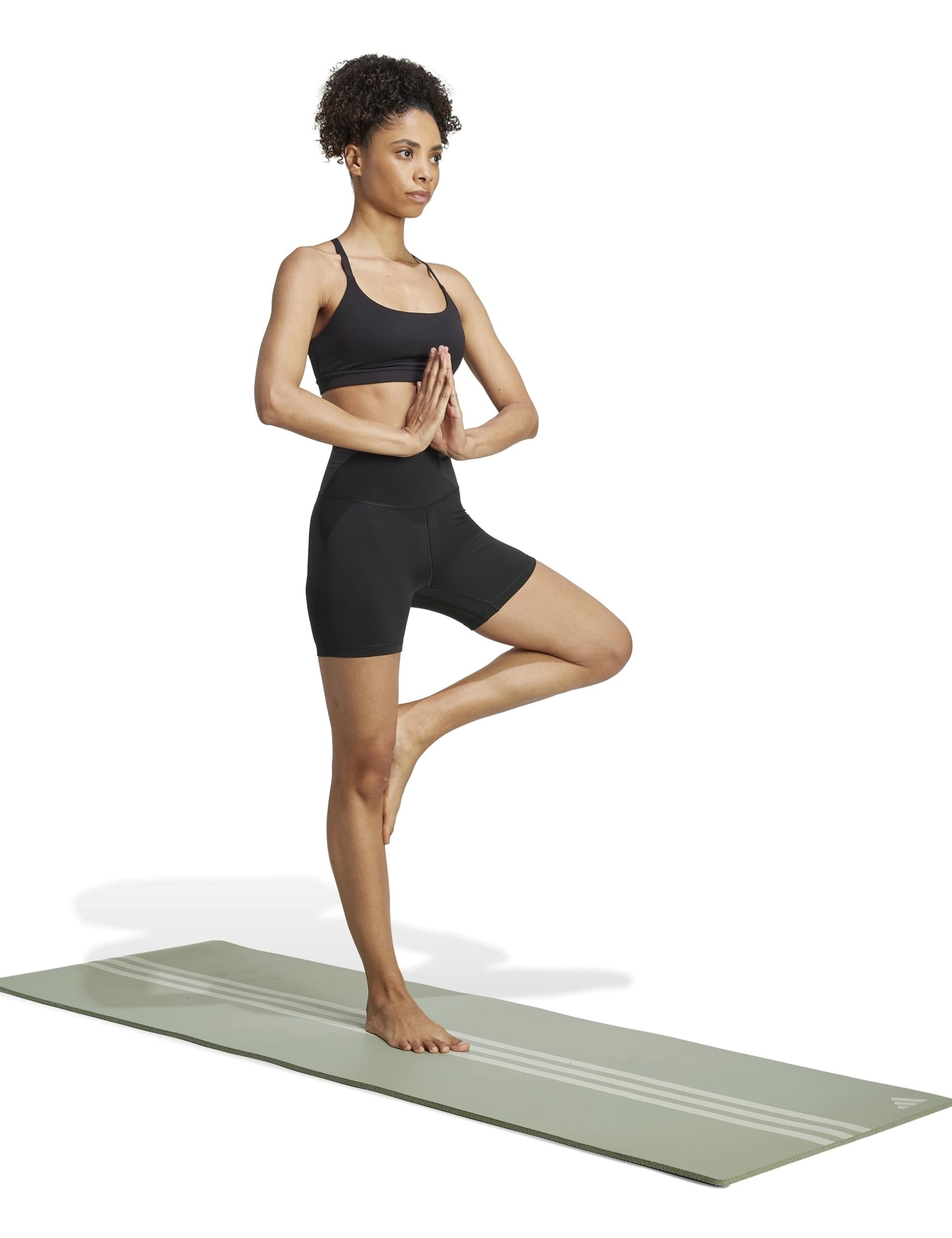 All Me Short Leggings 3 of 7