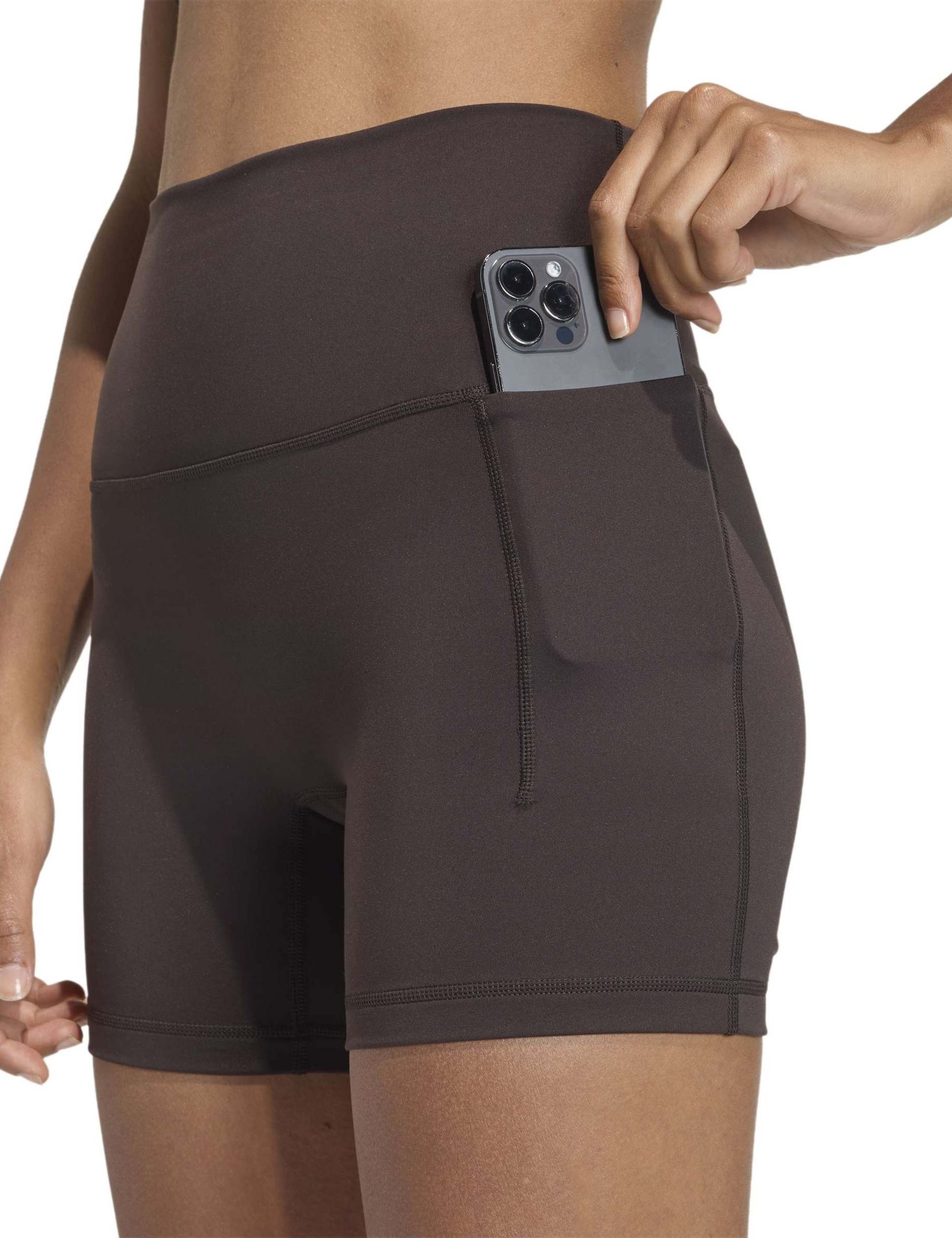 3 Stripes Studio All Me Booty Short Leggings 3 of 6