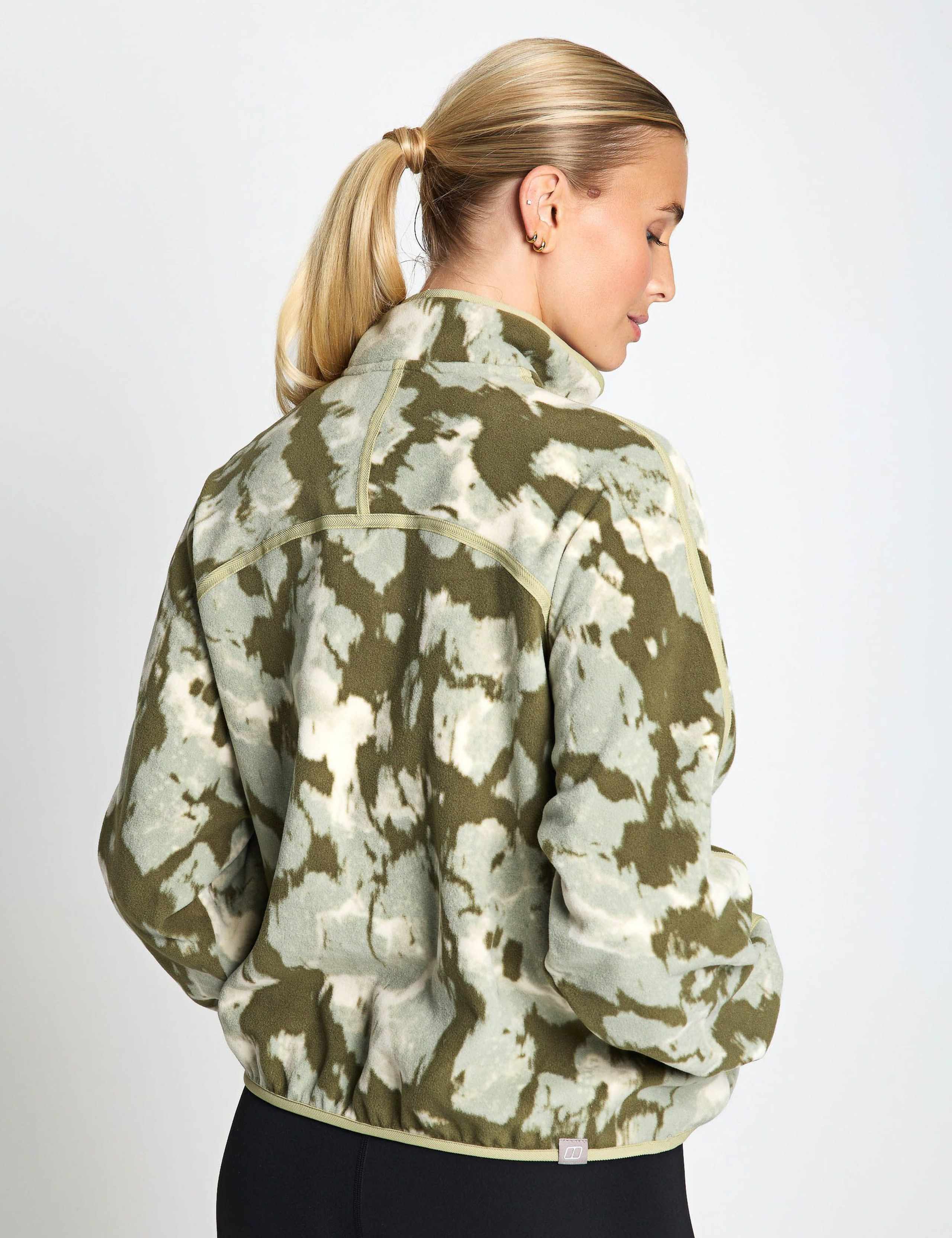 Bamburgh Printed Half Zip Funnel Neck Fleece 6 of 6