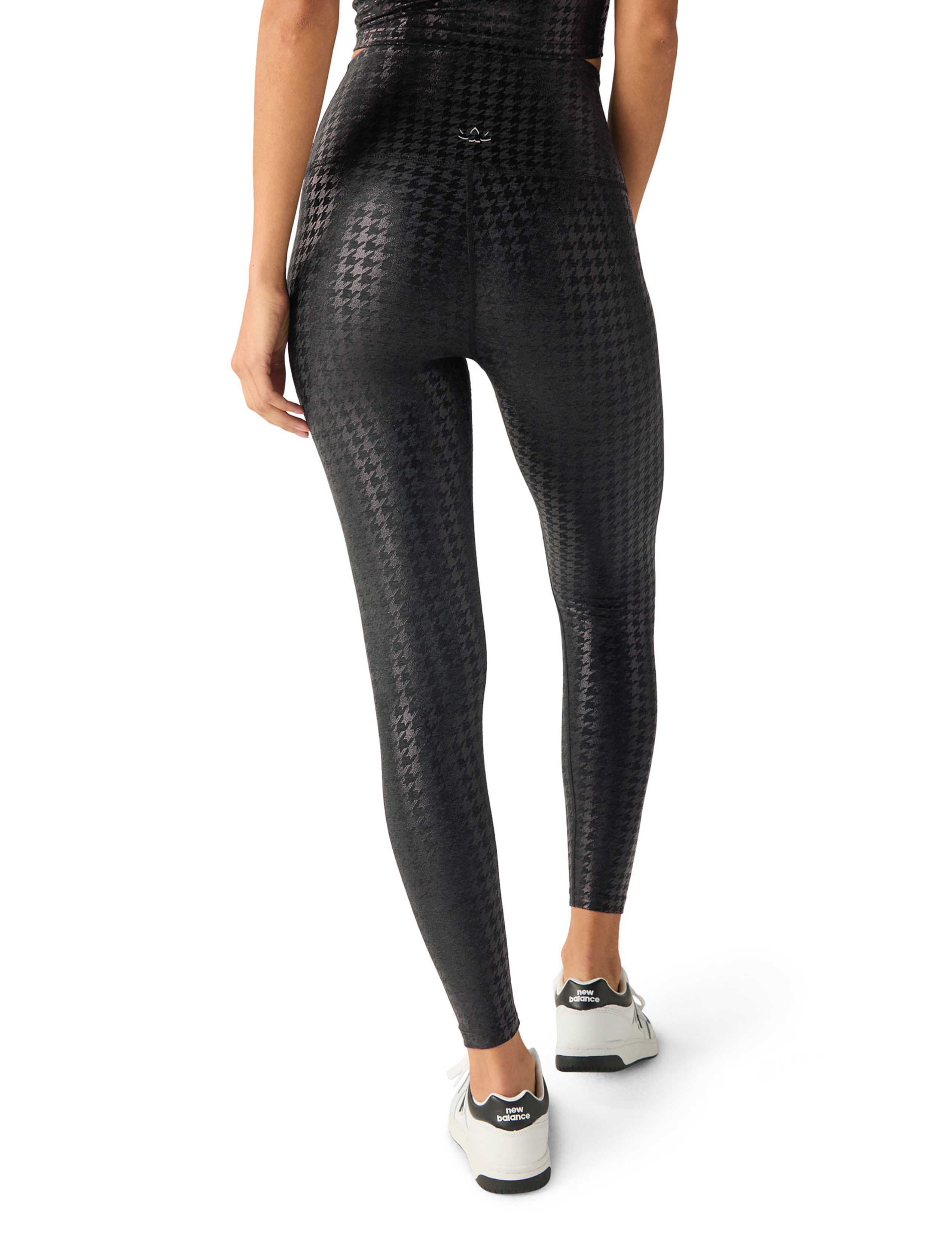 Caught In The Midi High Waisted 7/8 Leggings 4 of 5