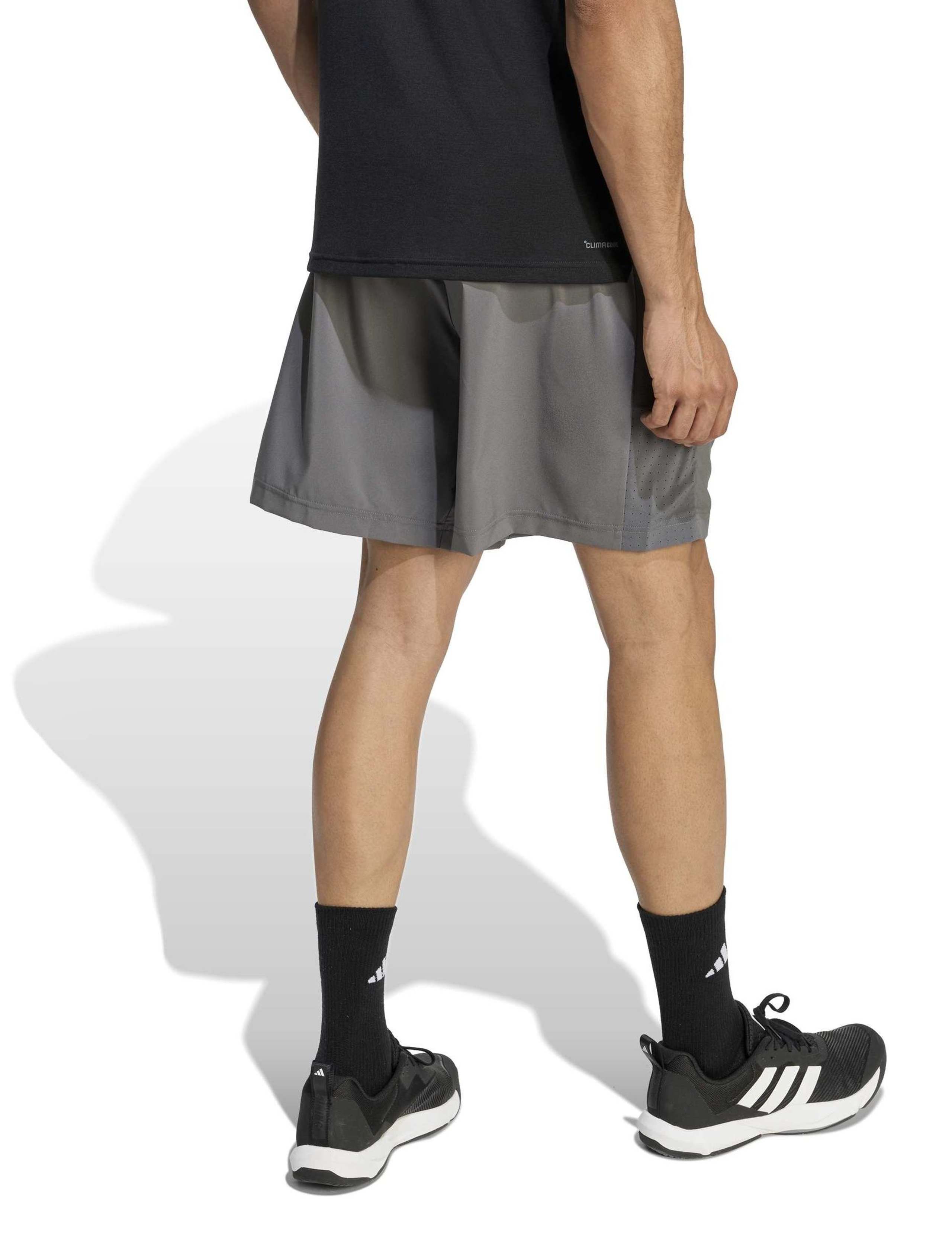 Workout Essentials Elasticated Waist Shorts 4 of 6