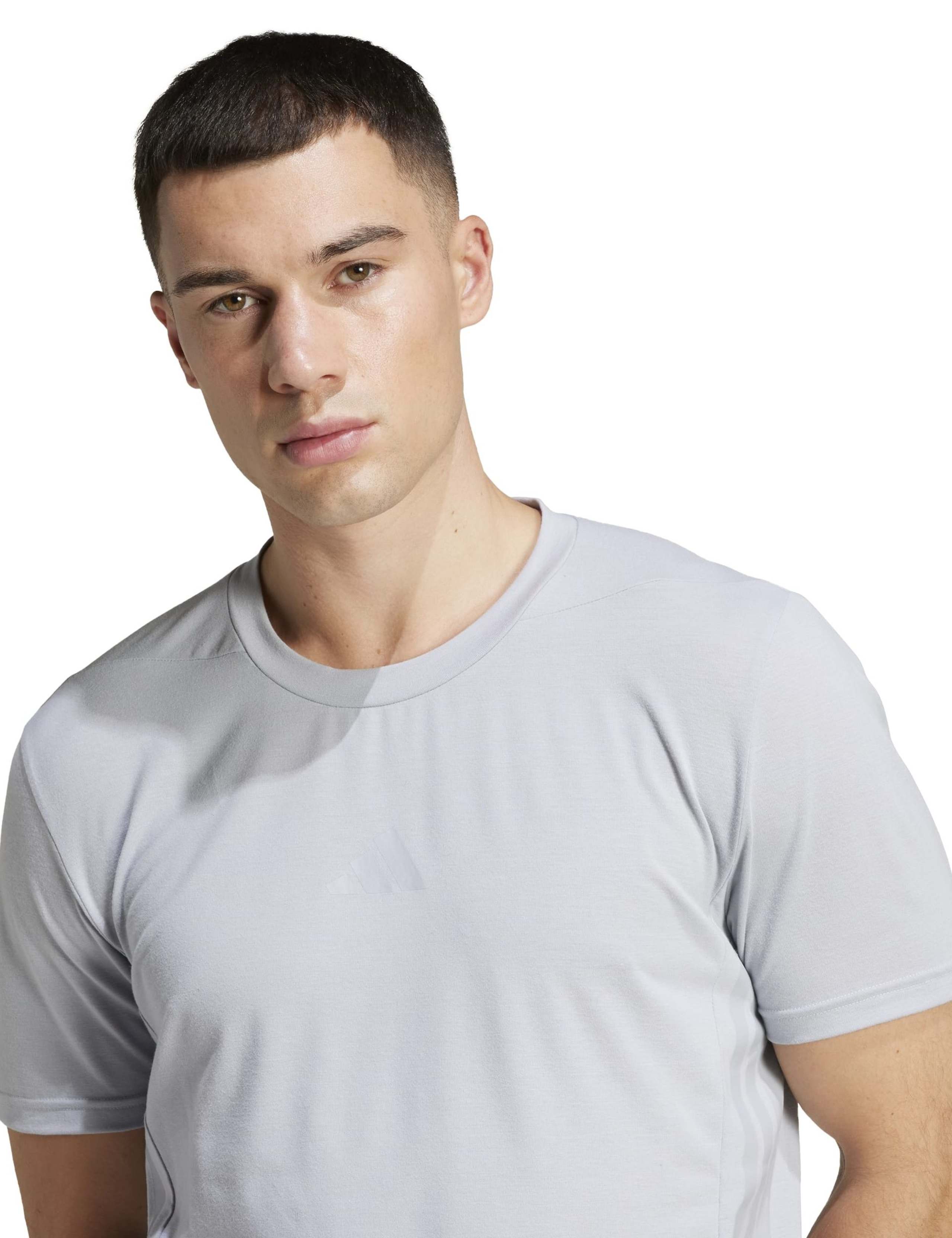 Crew Neck Training T-Shirt 5 of 6