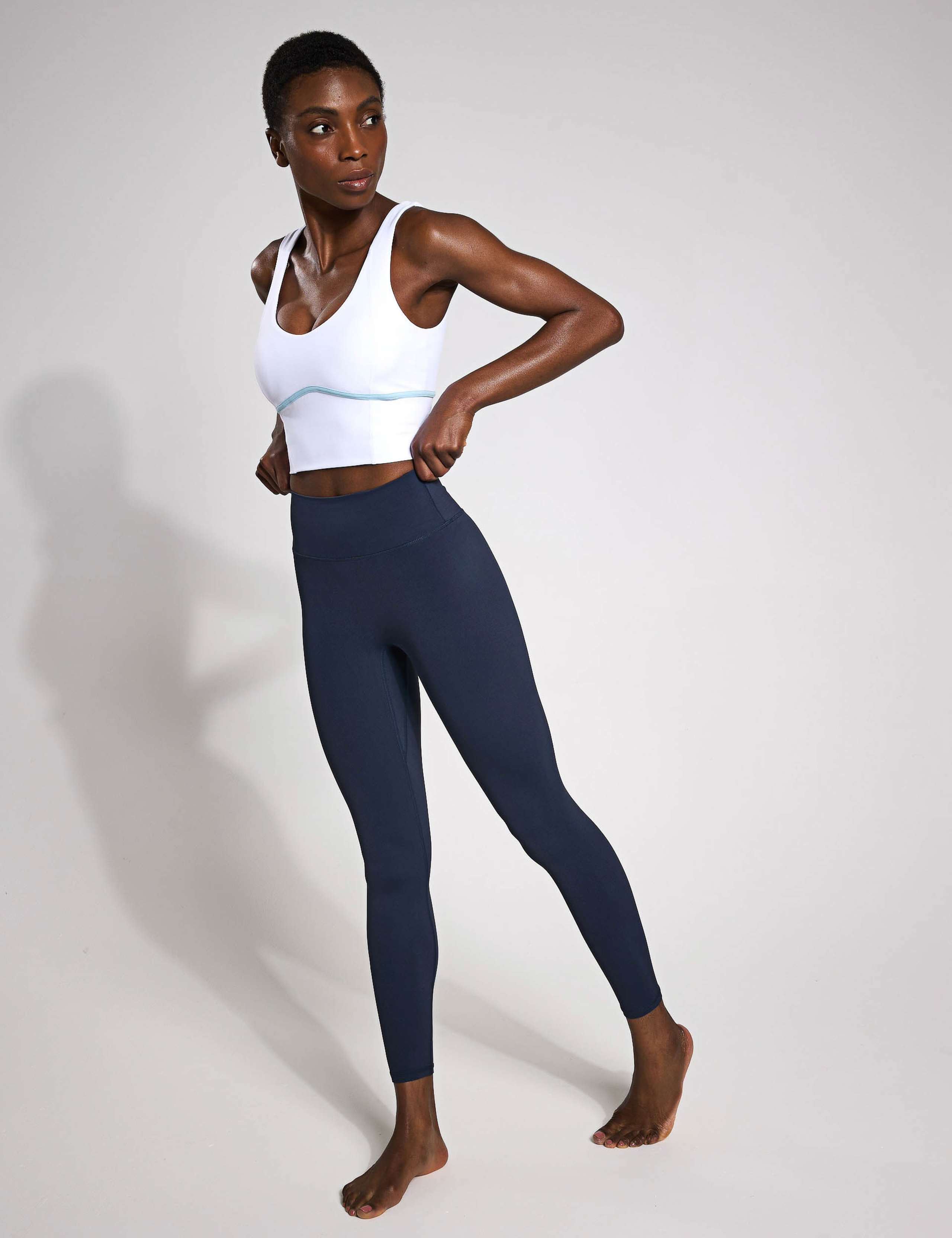 Ava Non Wired Sports Bra XS-XL 2 of 5