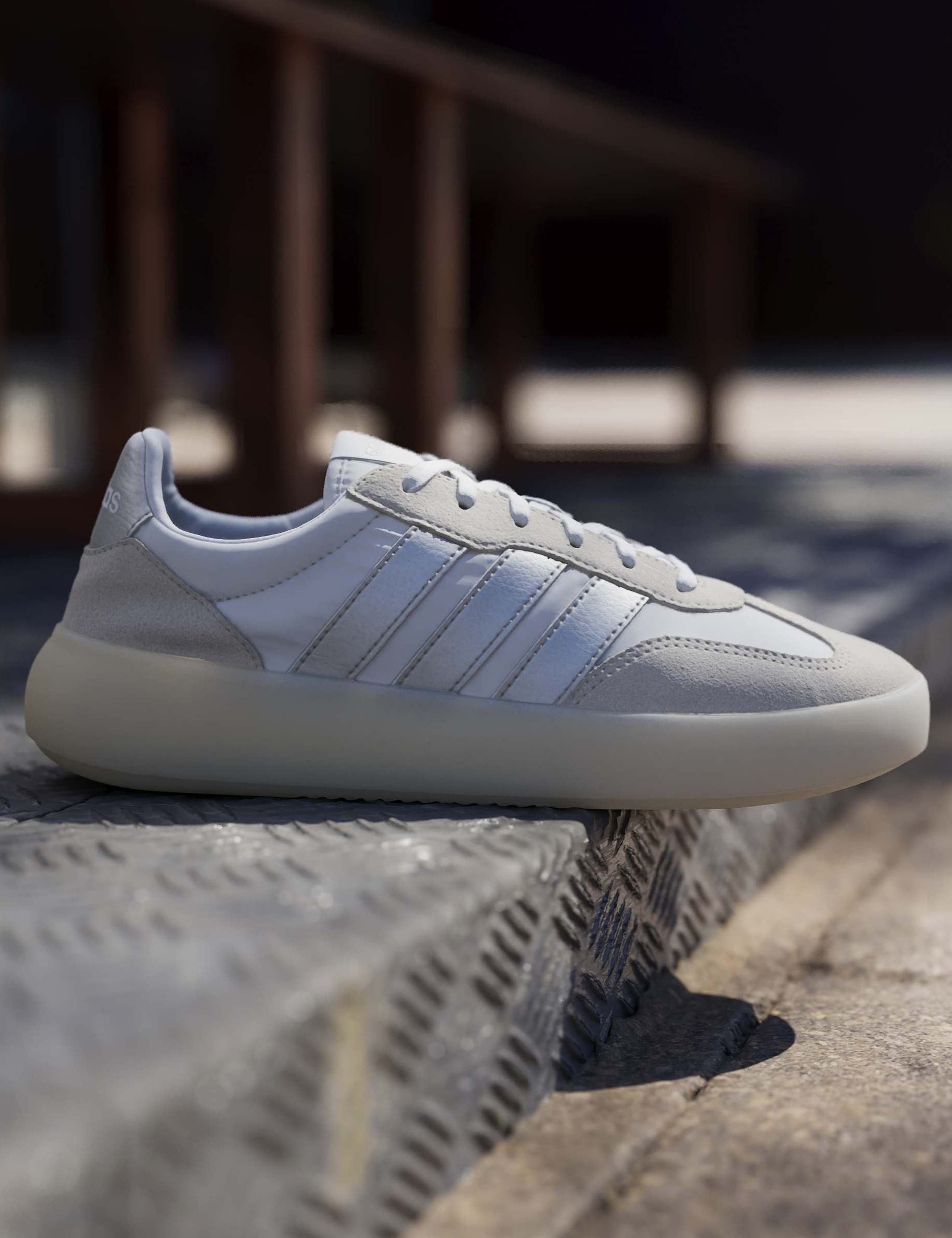 Barreda Decode Trainers 8 of 12