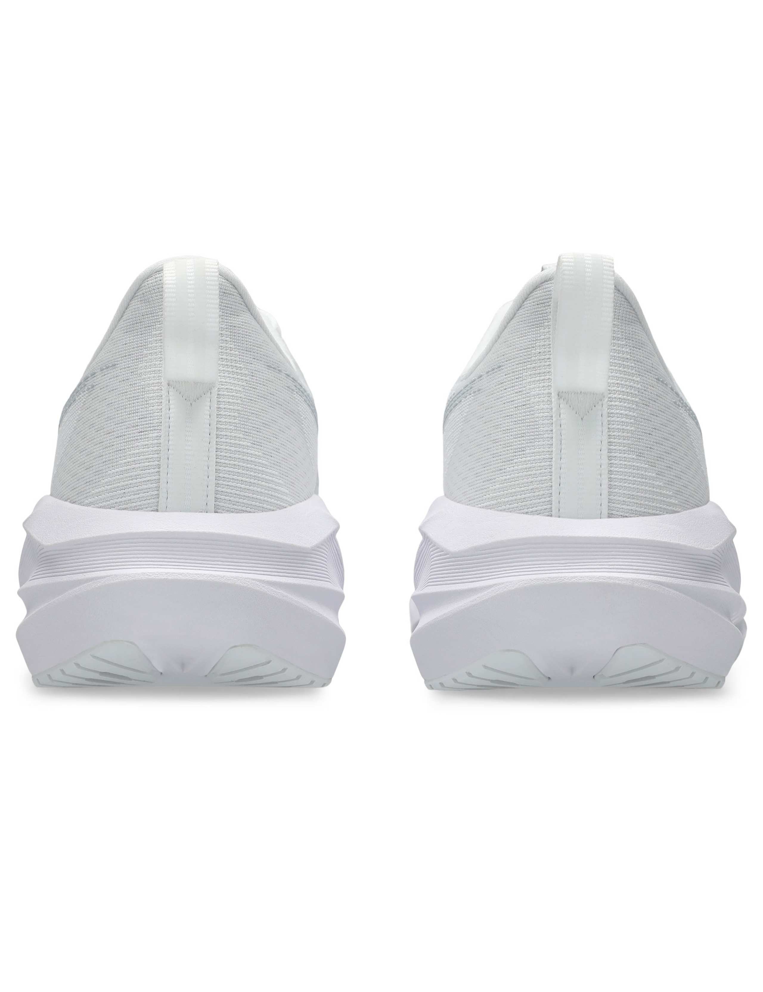 NOVABLAST 5 Running Trainers 4 of 6