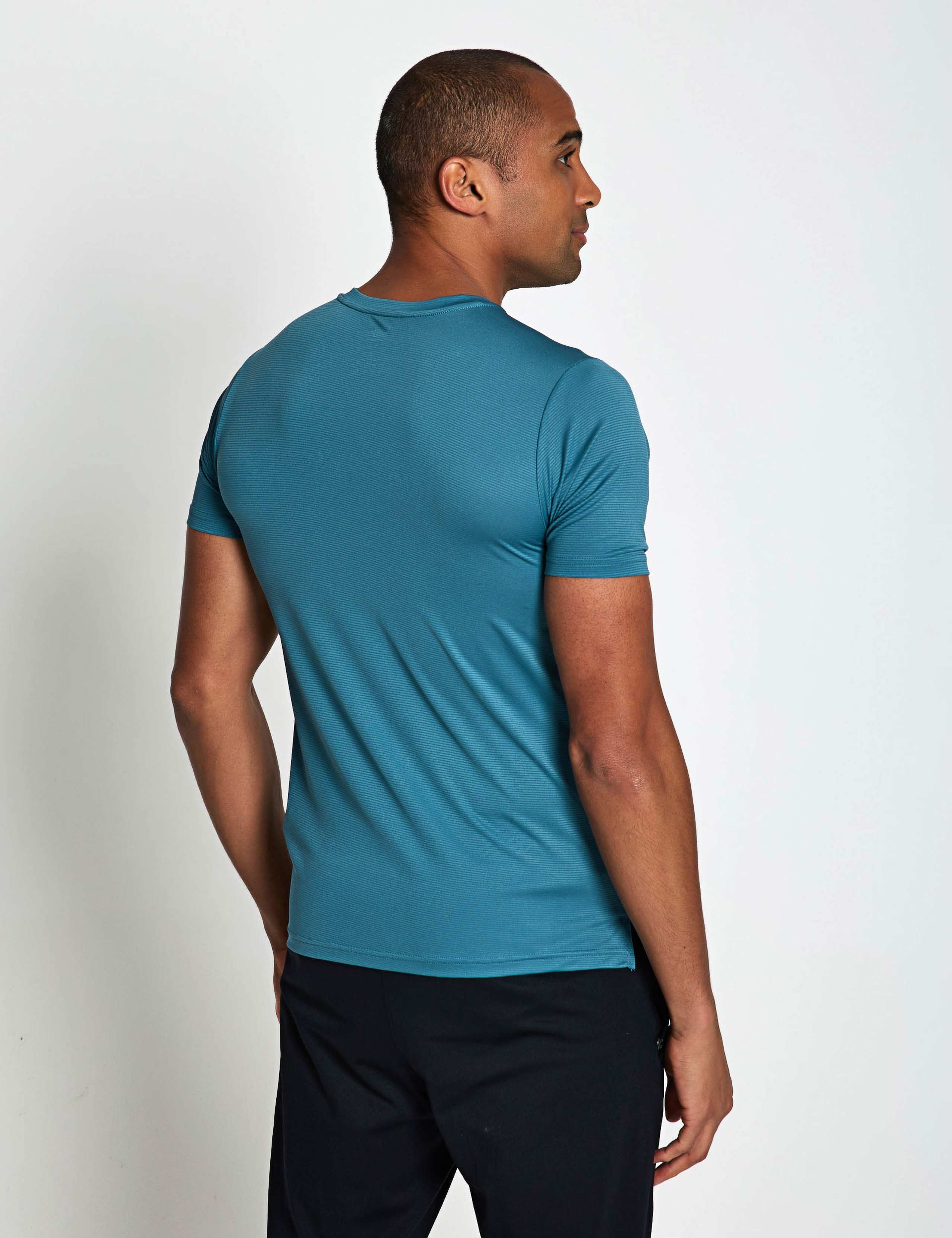 Lightweight Quick Dry Sports T-Shirt 2 of 5
