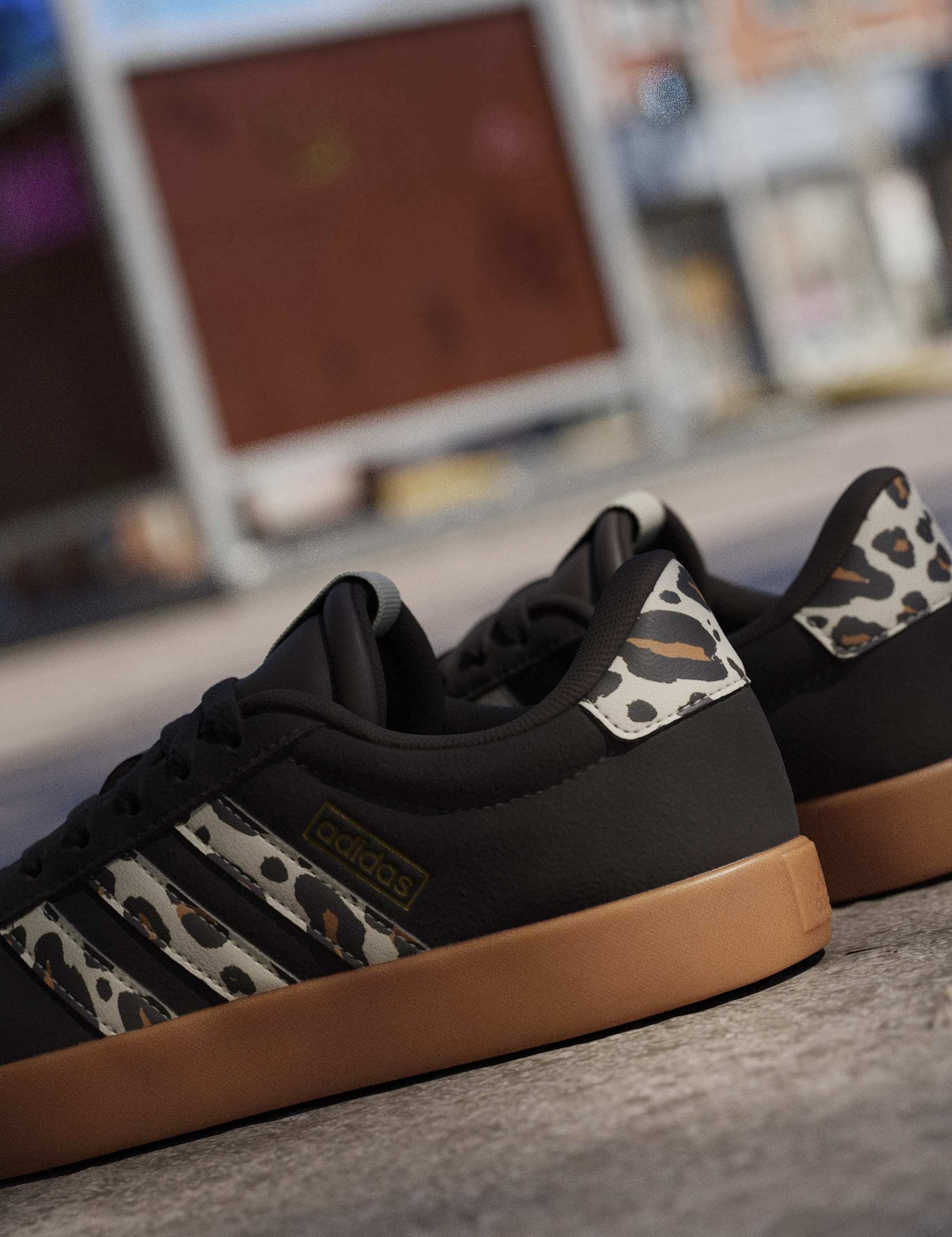 VL Court 3.0 Cupsole Trainers 8 of 9