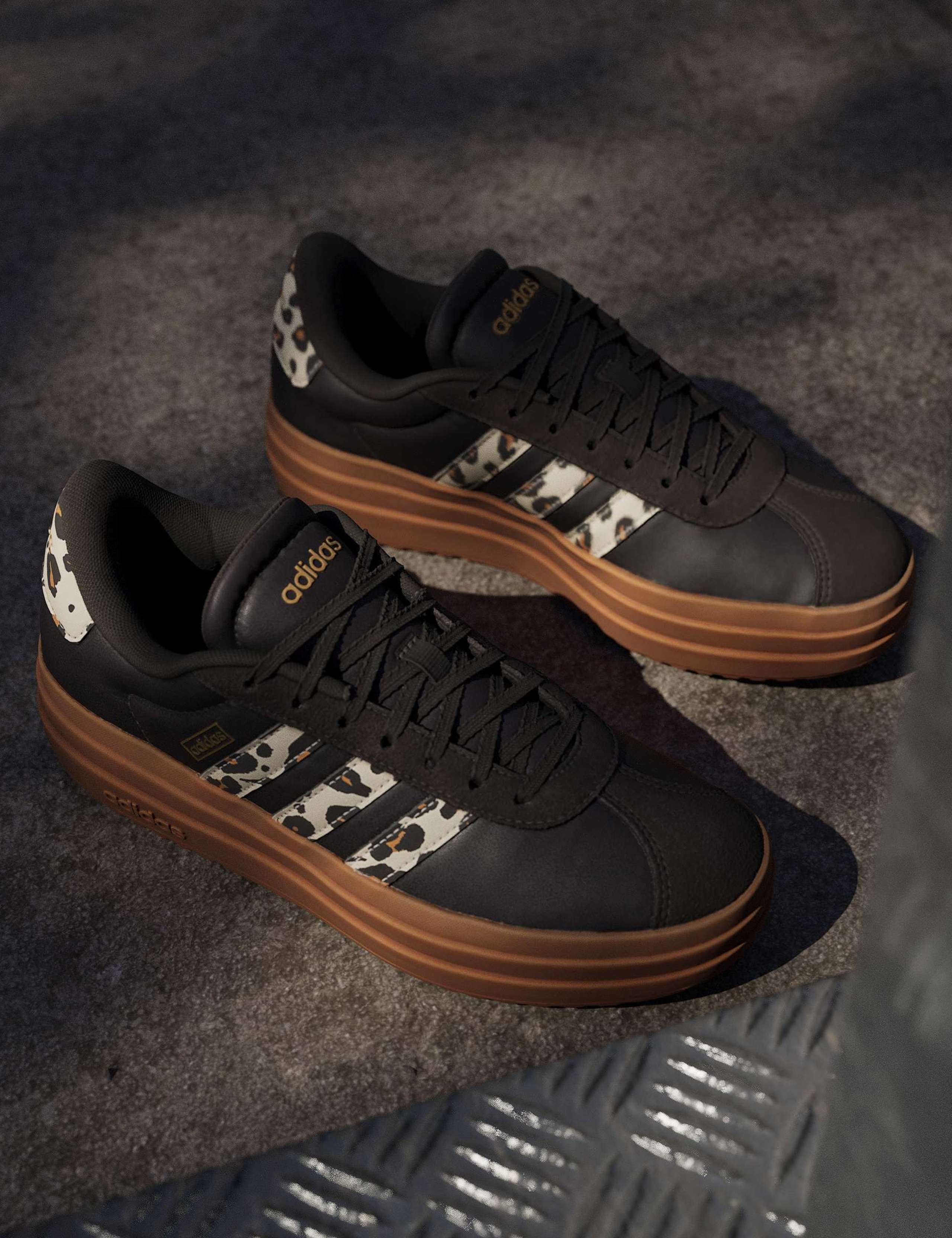 VL Court 3.0 Cupsole Trainers 9 of 9