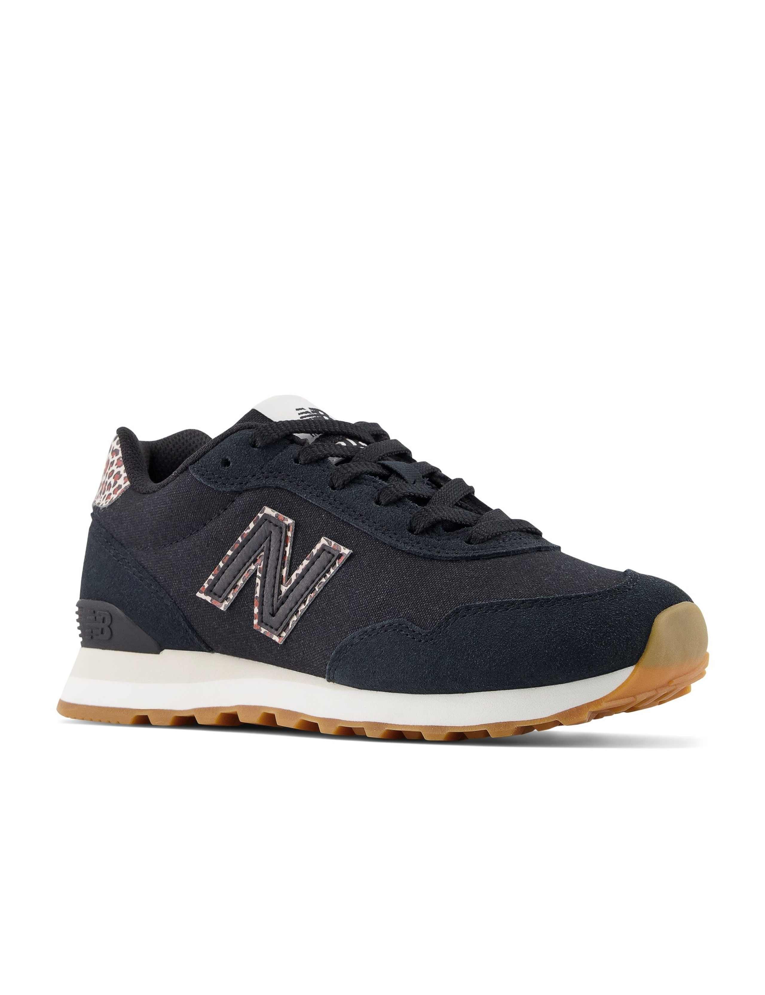 Side Detail Trainers 2 of 5