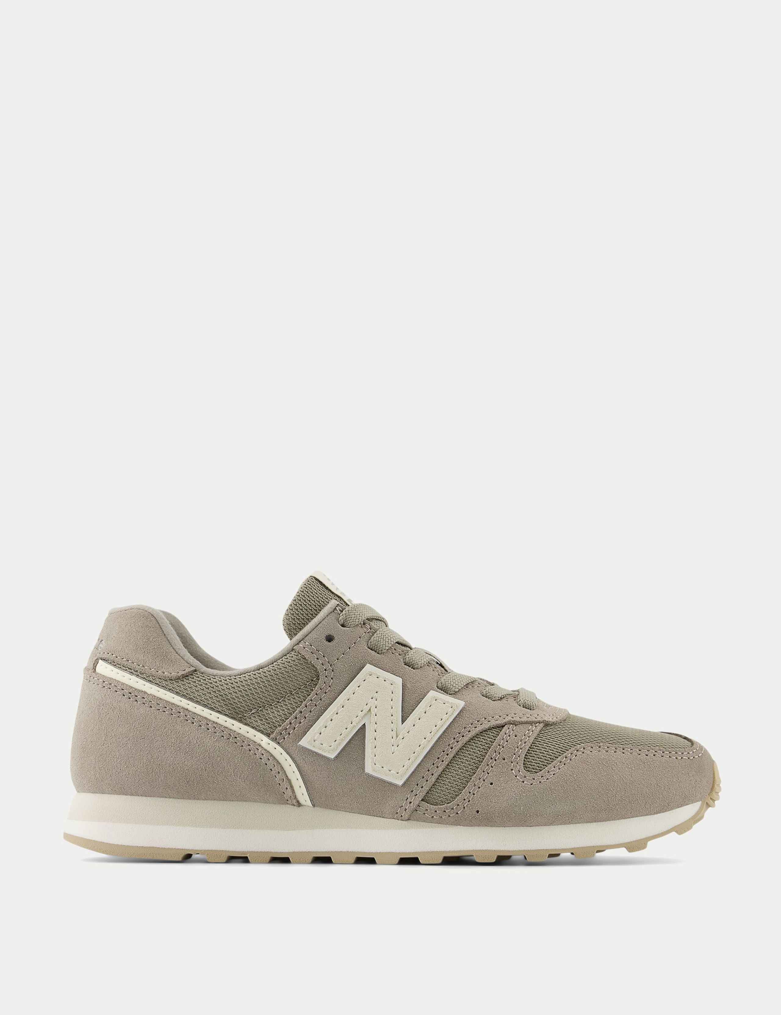 373 Trainers 1 of 8