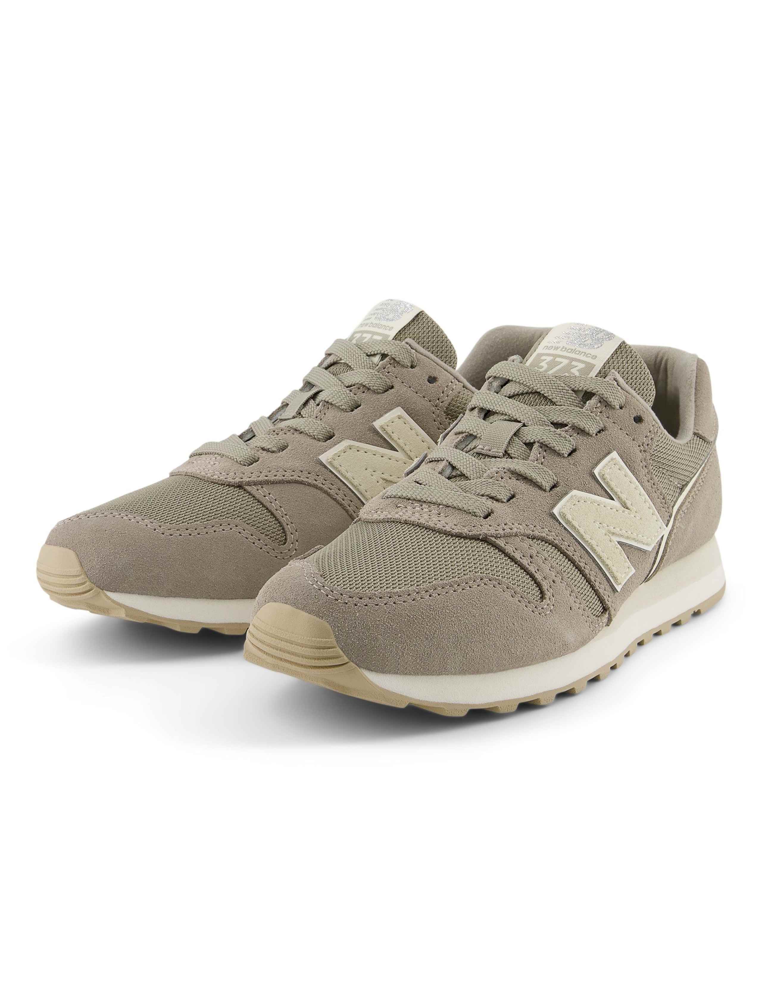 373 Trainers 3 of 8