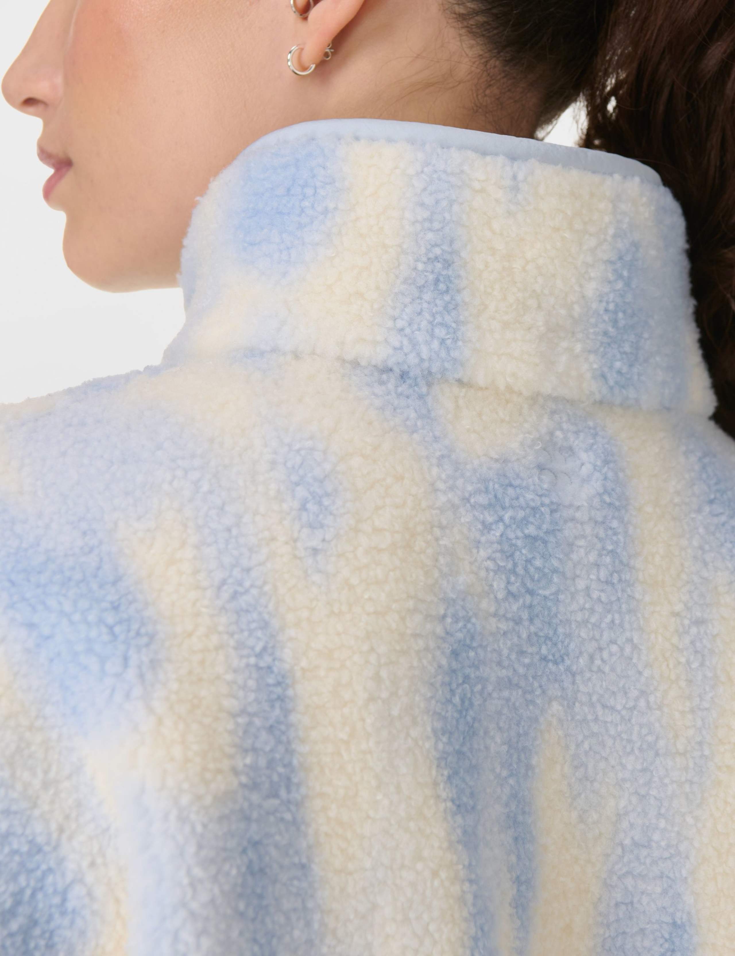 Plush Fleece Printed Half Zip Sweatshirt 5 of 8