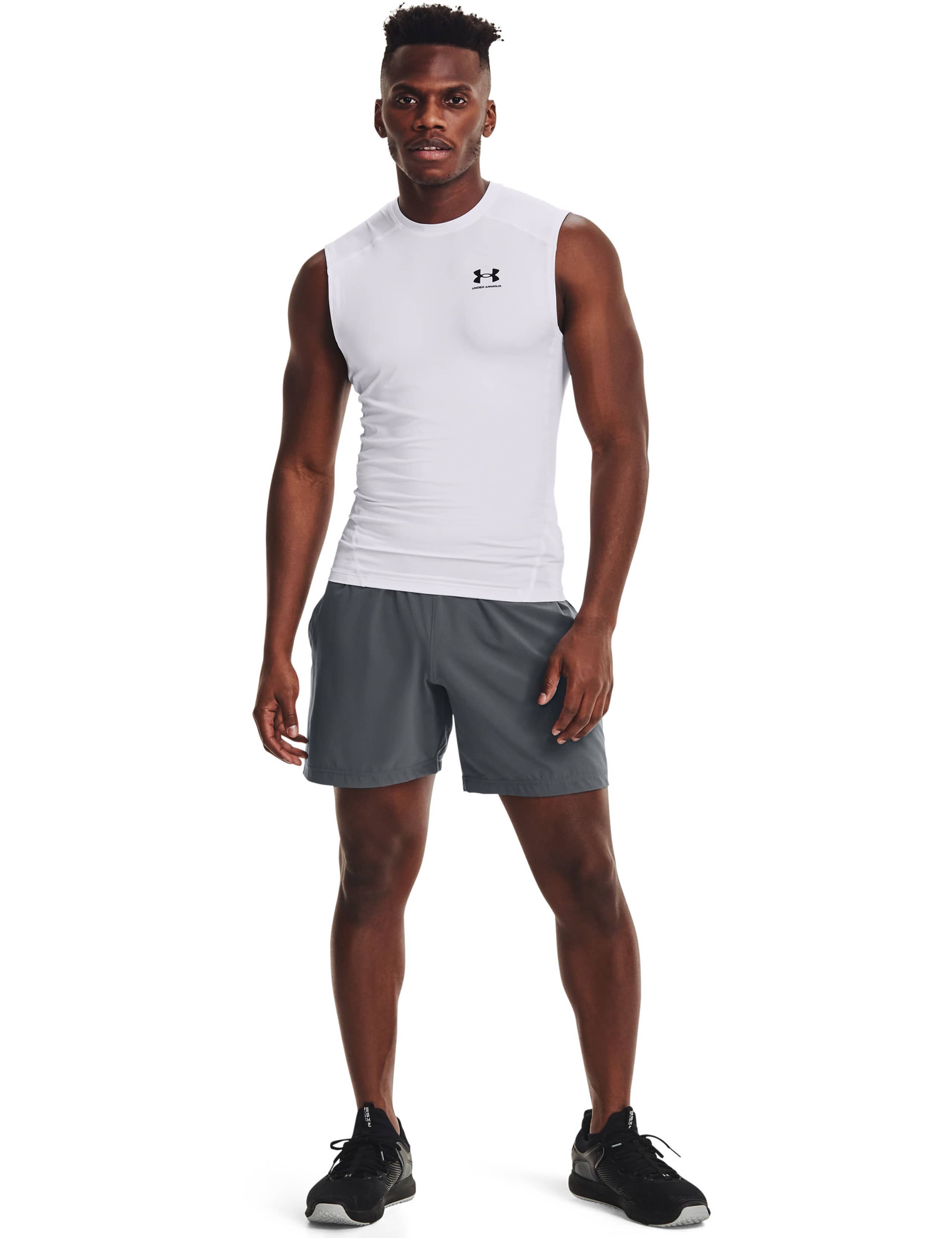 HeatGear Sleeveless Lightweight Sports Vest 3 of 7