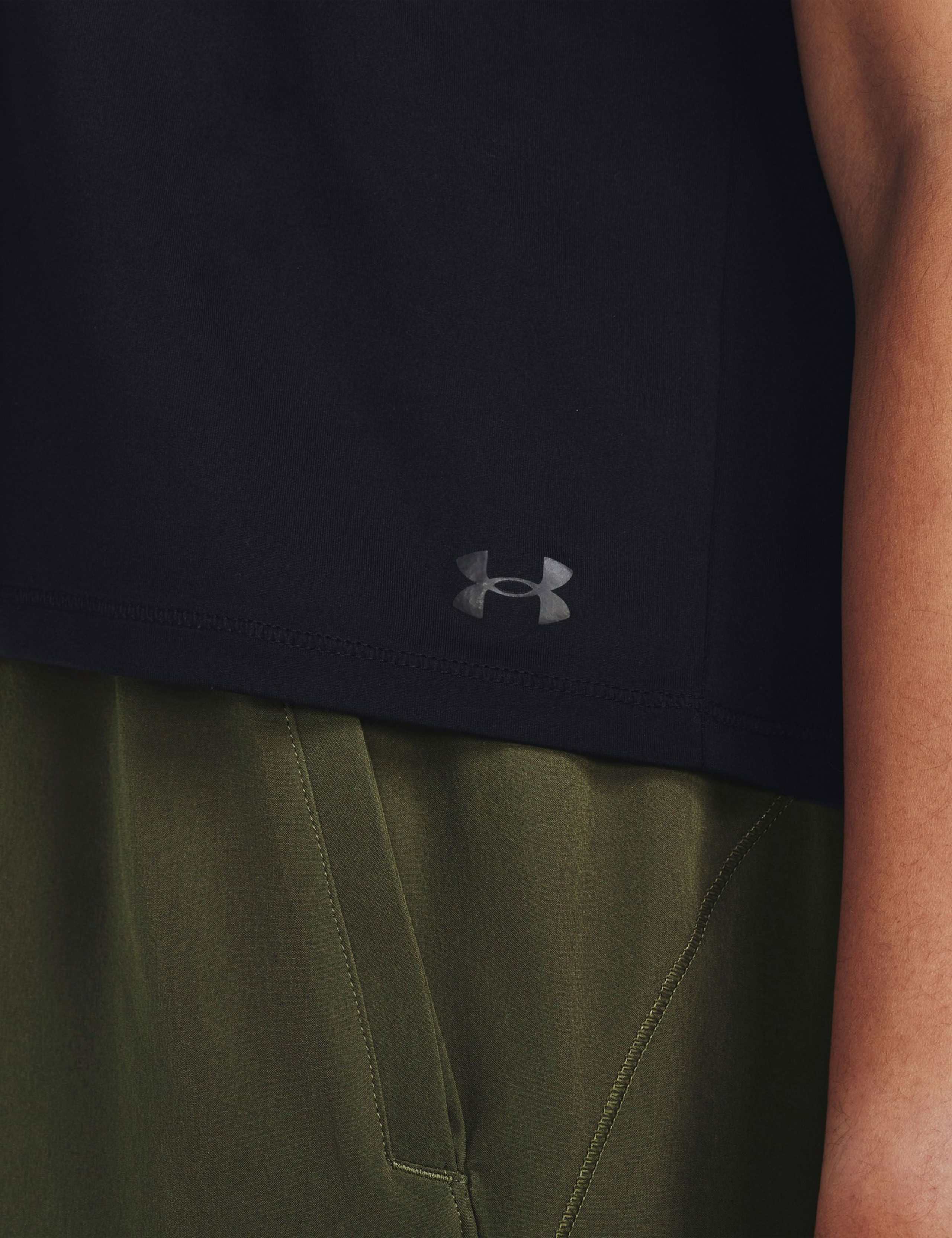 Motion Crew Neck Relaxed T-Shirt 4 of 4