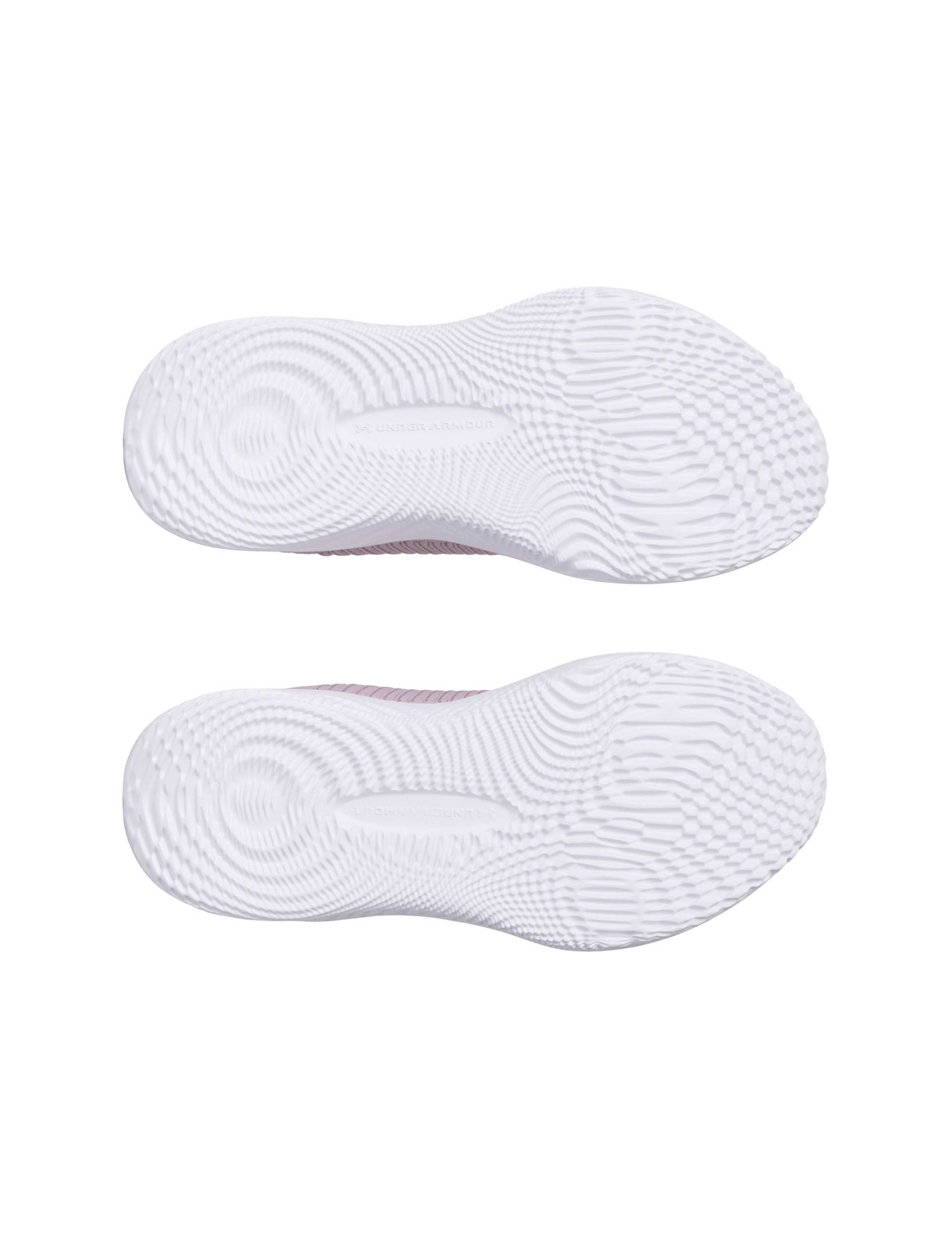 Dynamic 2 Sports Trainers 5 of 5