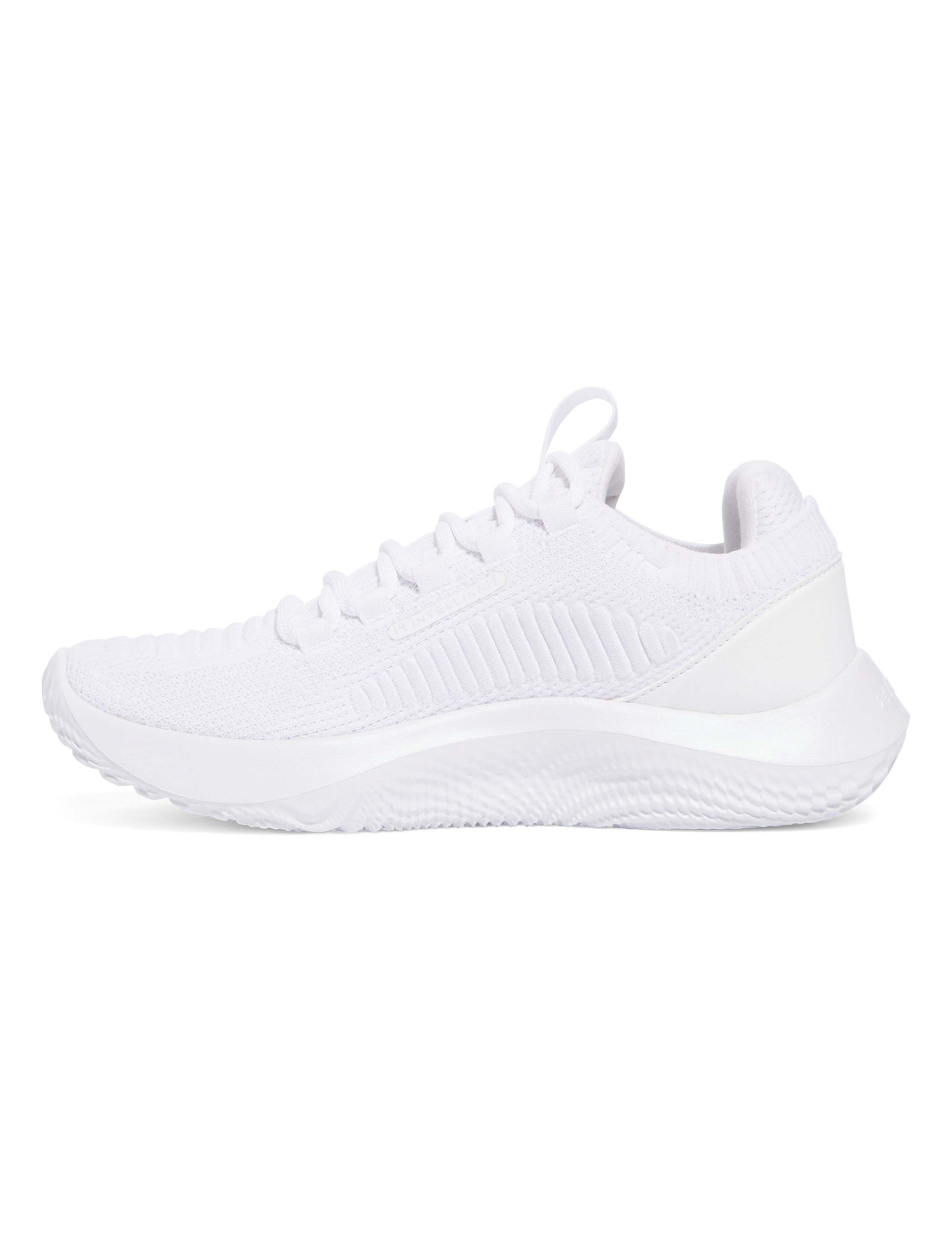Dynamic 2 Sports Trainers 4 of 5