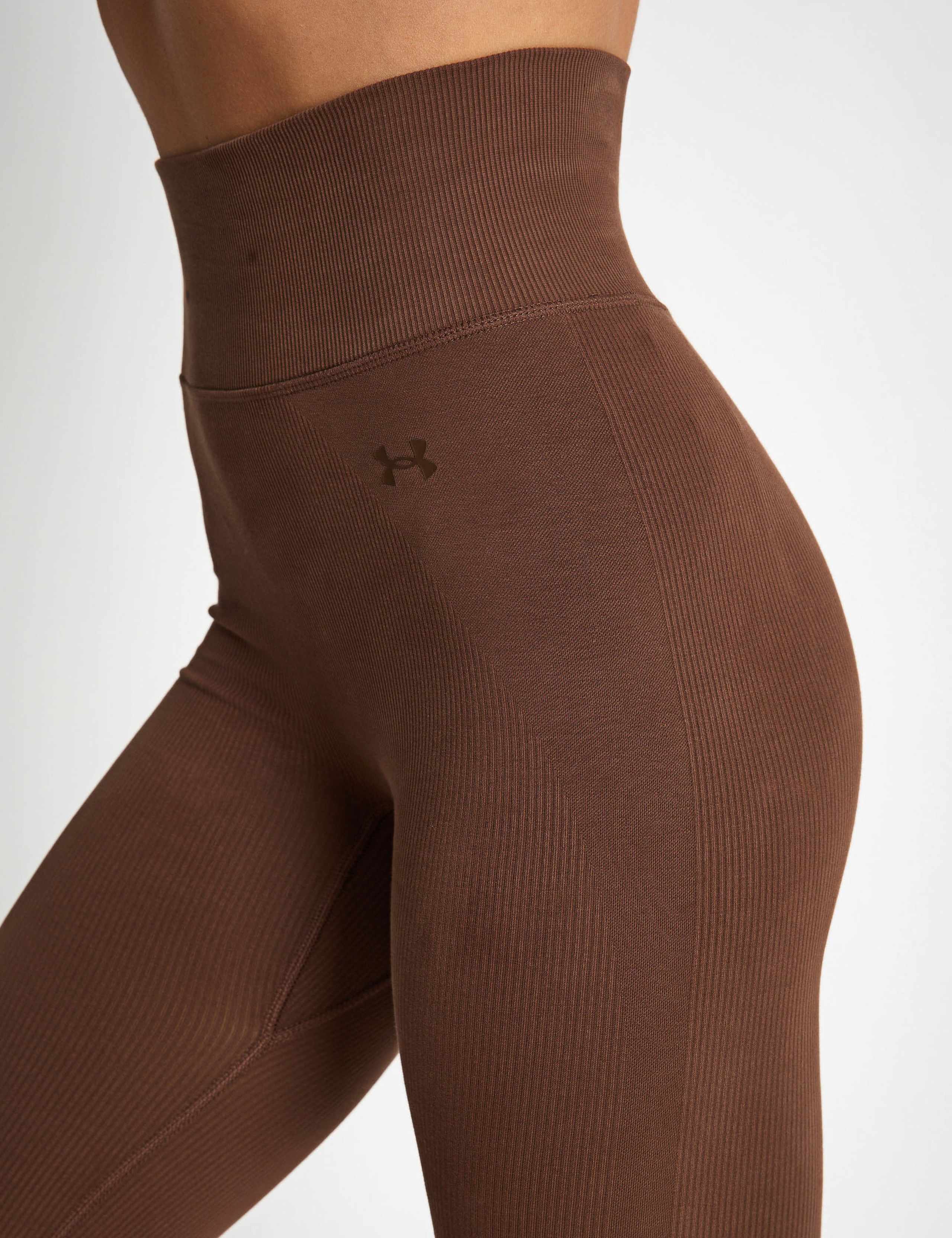 Seamless High Waisted 7/8 Leggings 5 of 6