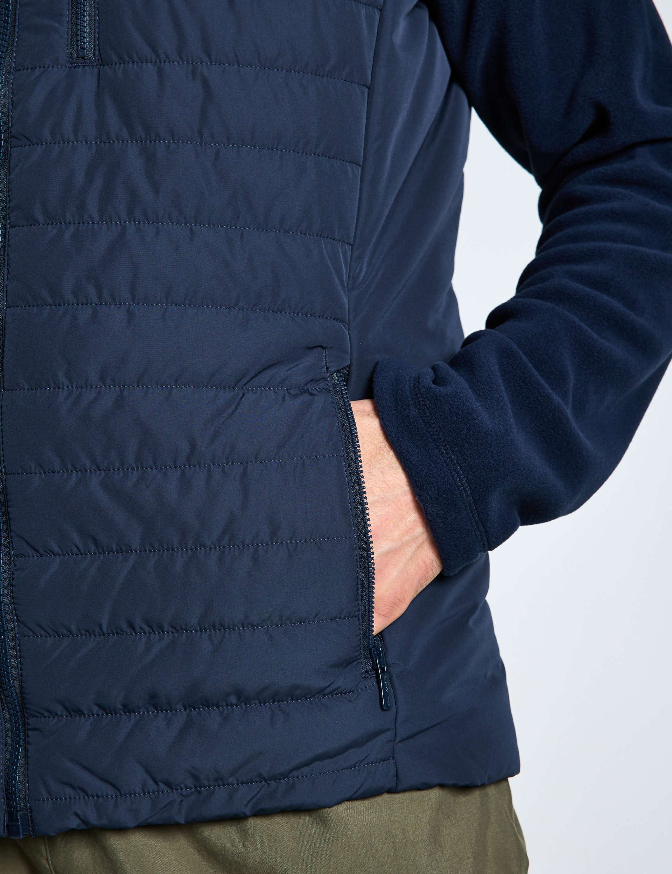 Crew Insulator Gilet 8 of 8