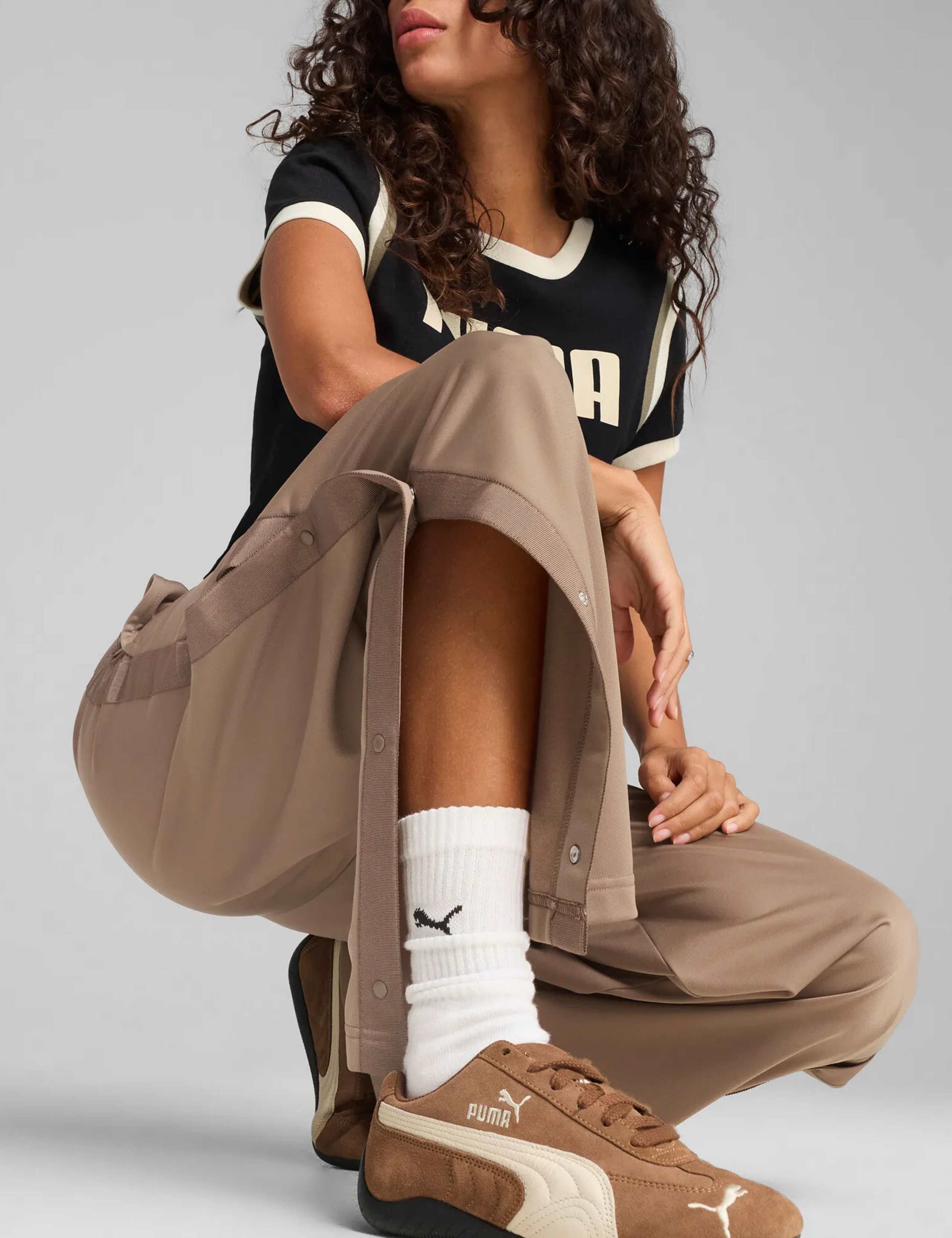 Wardrobe Ess Low Rise Joggers 4 of 5