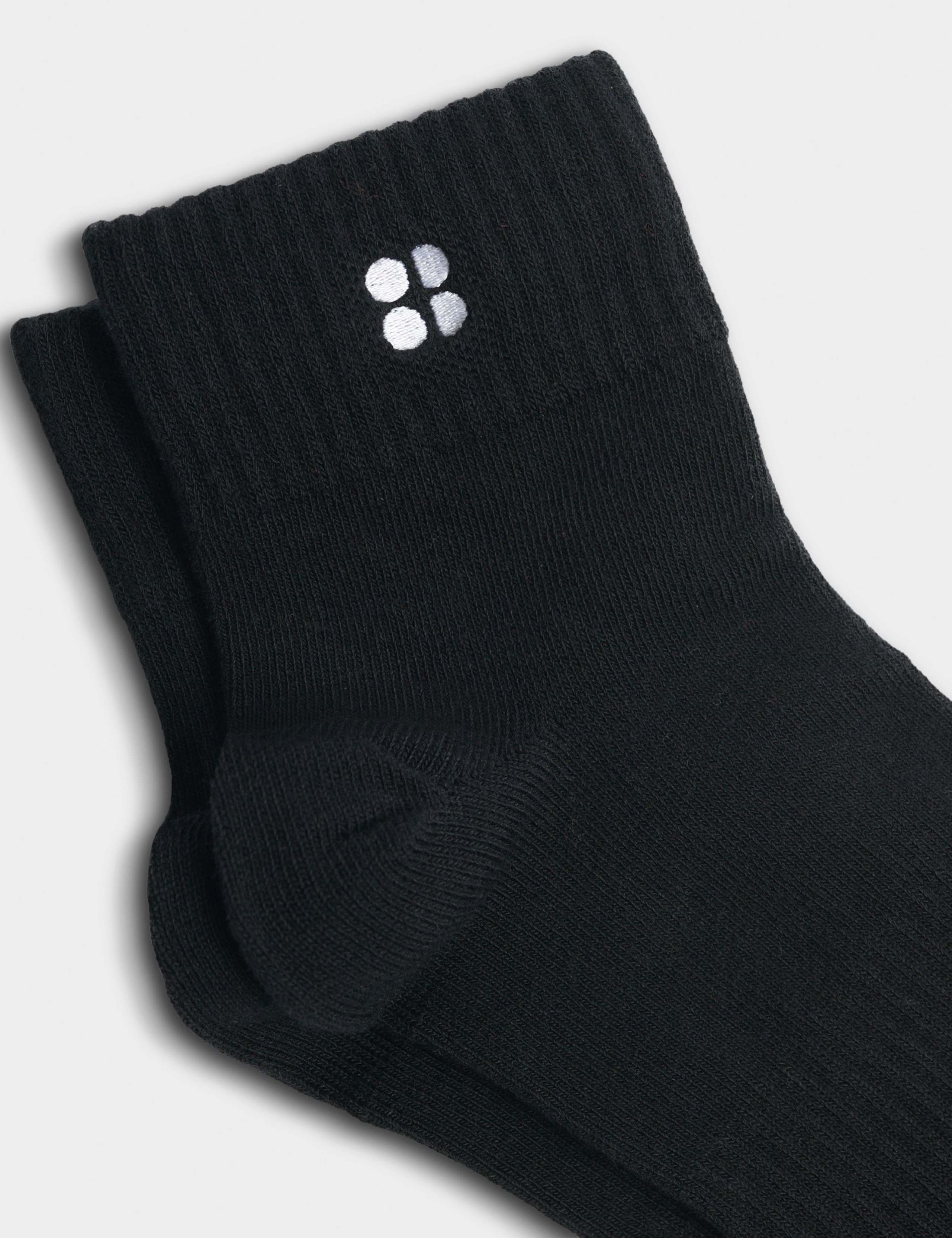 3 Pack Essentials Cotton Rich Ankle High Socks 5 of 6