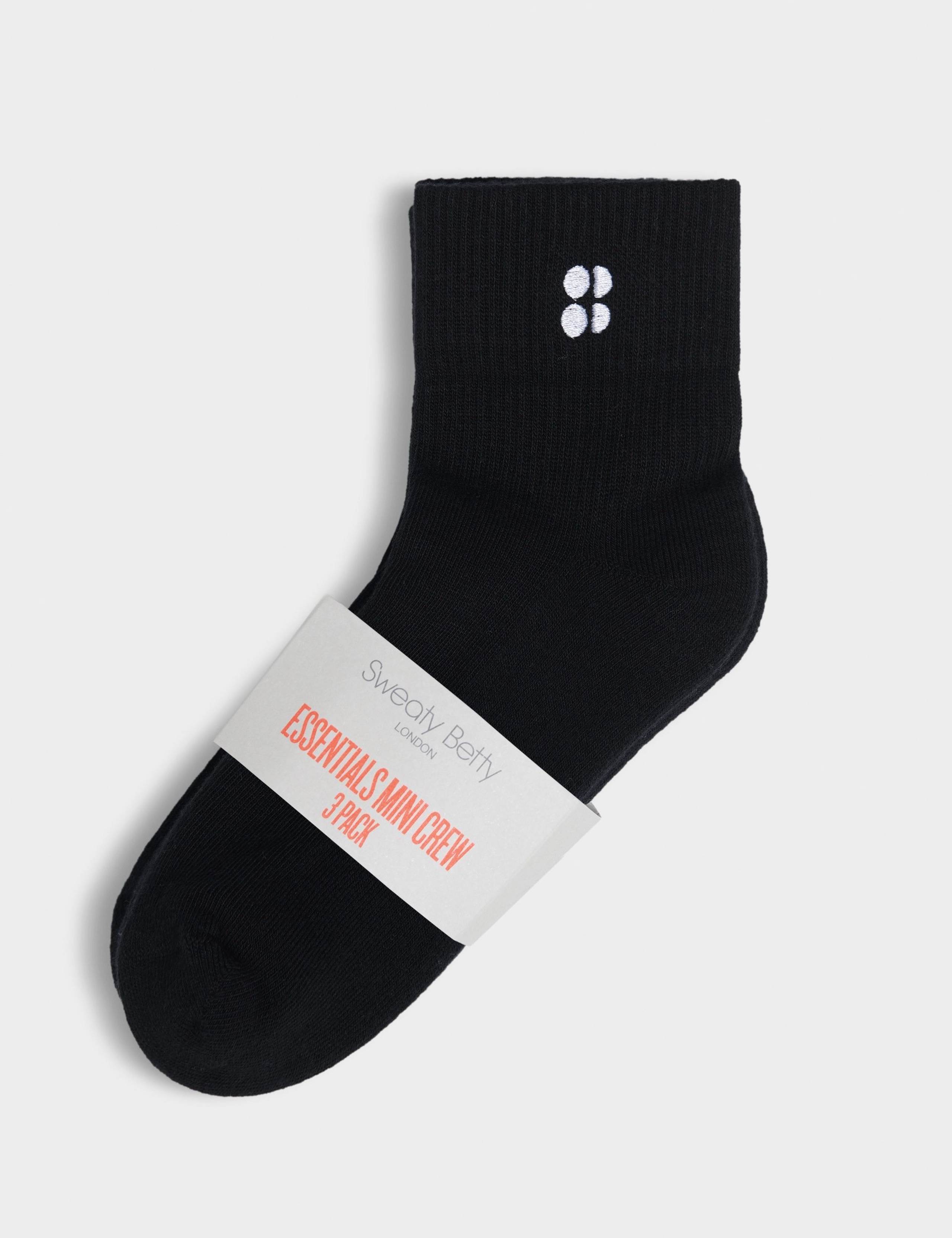 3 Pack Essentials Cotton Rich Ankle High Socks 6 of 6