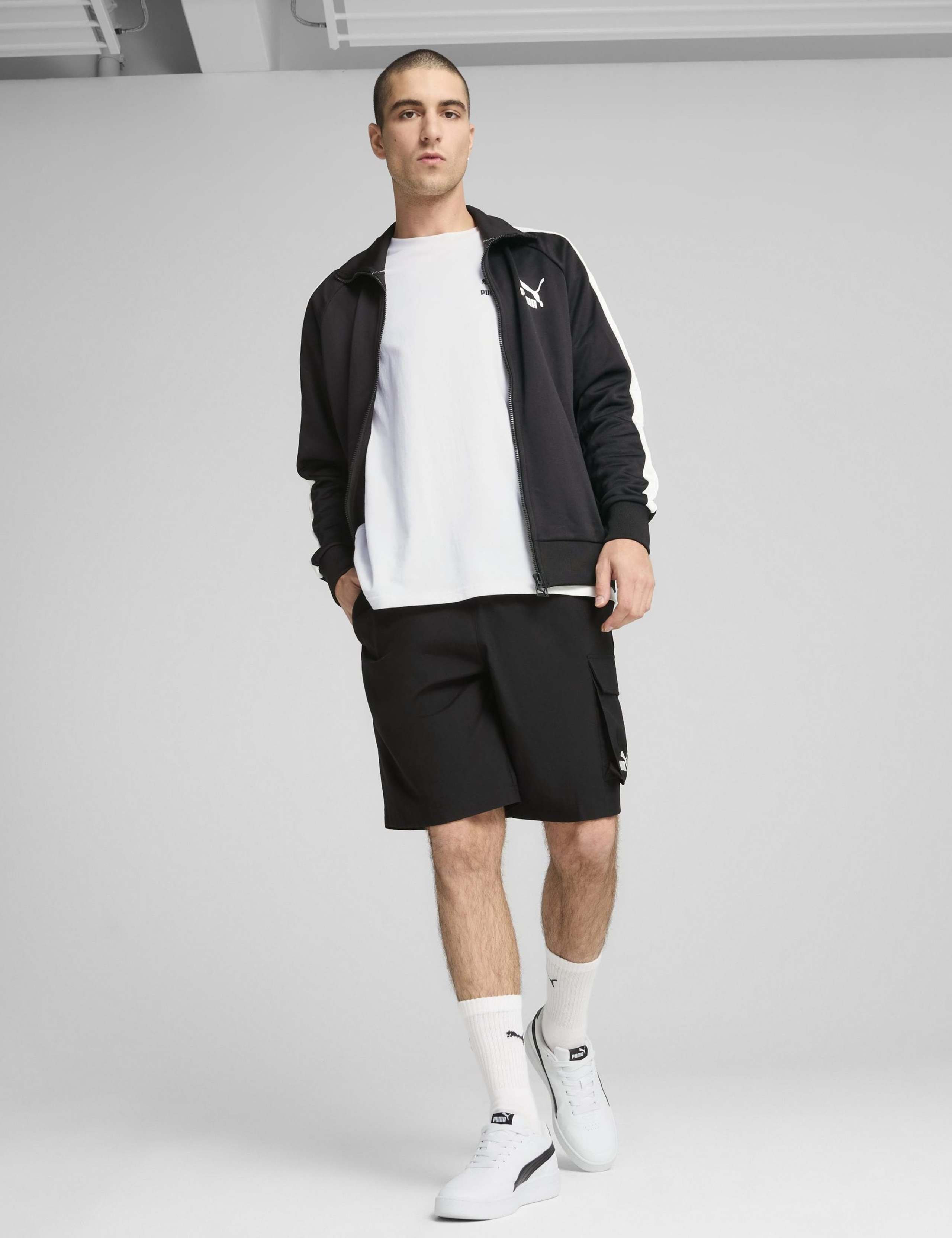 Essentials No.1 Logo Woven Cargo Shorts 3 of 5