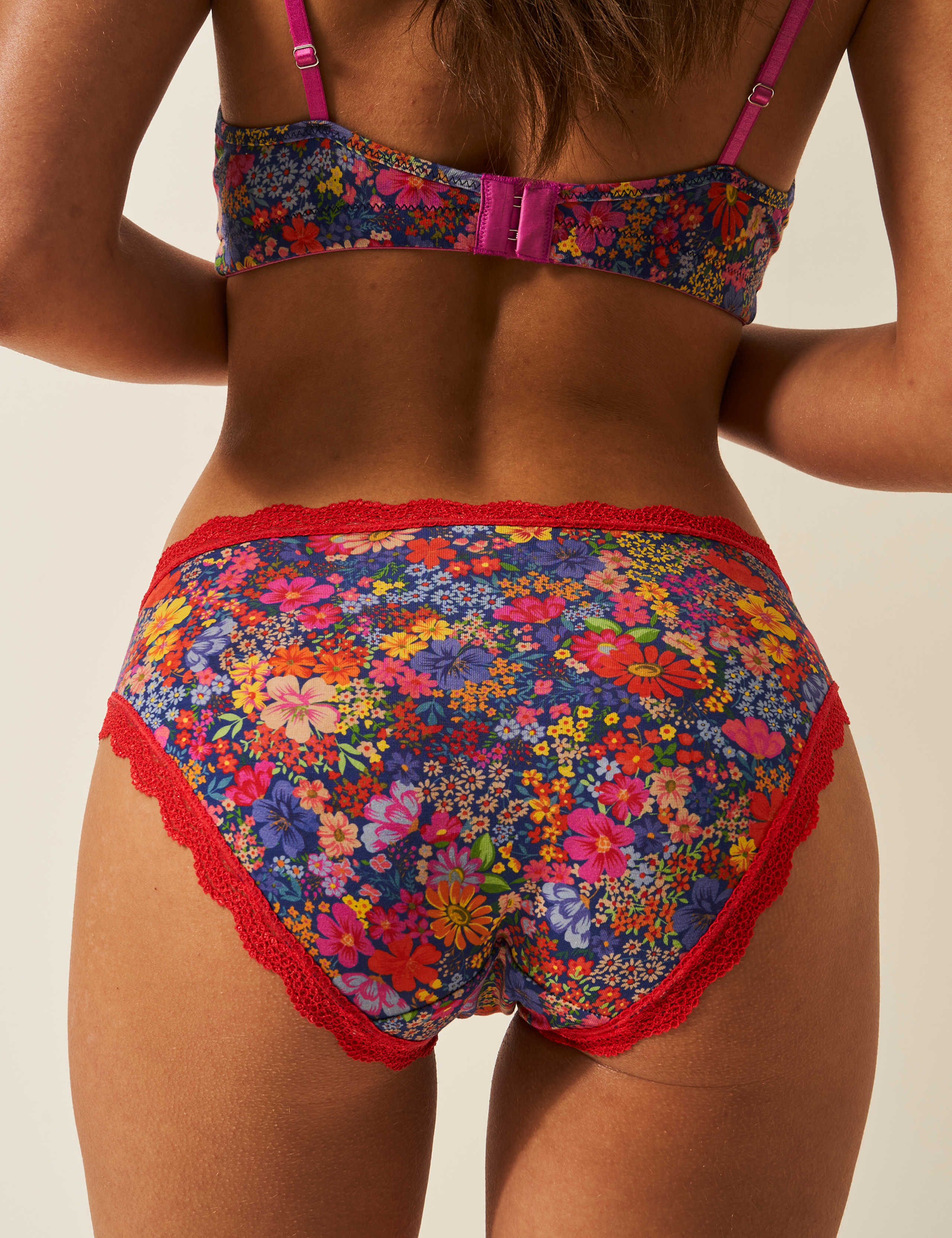 4pk Full Bloom Bikini Knickers 5 of 6
