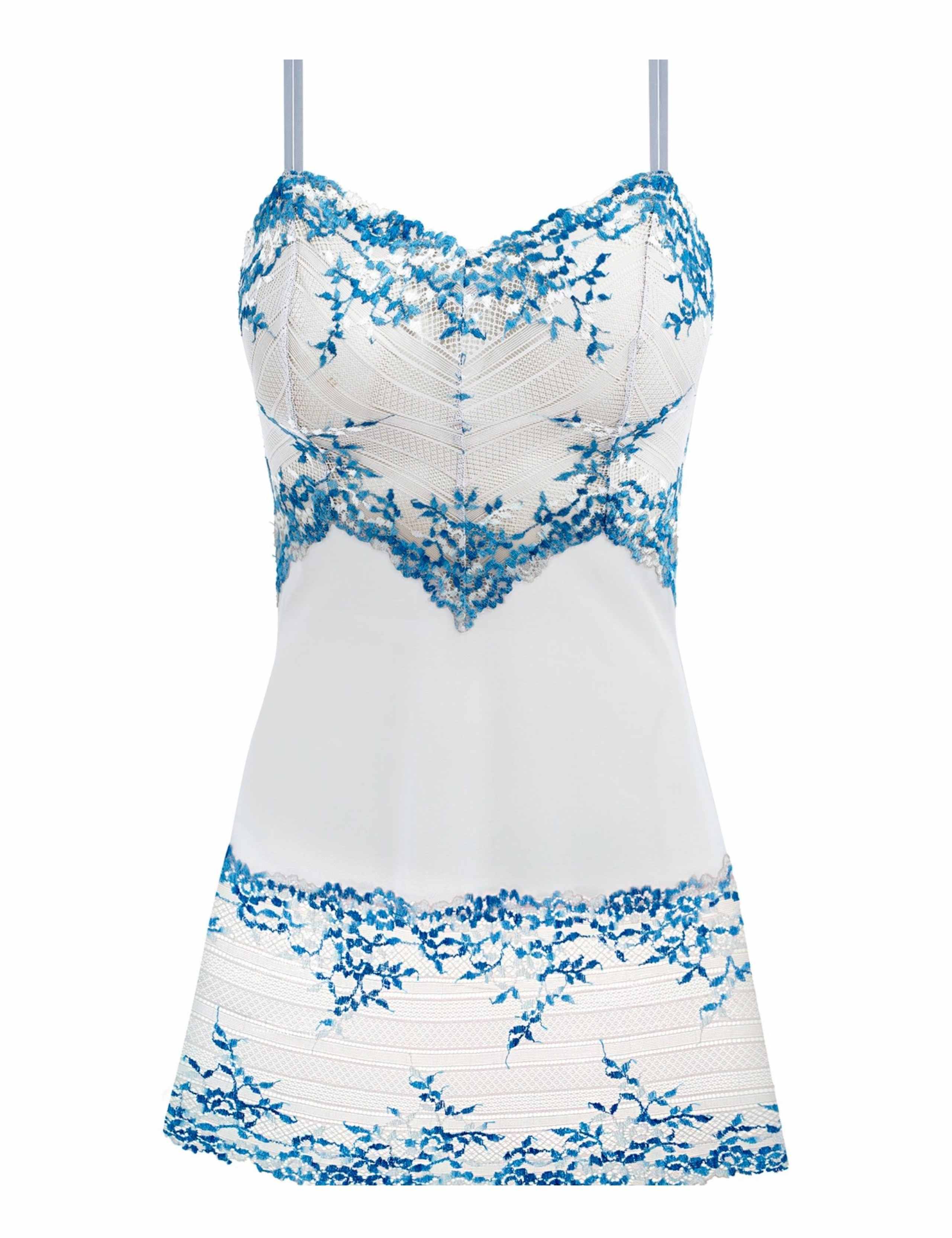Embrace Floral Lace Short Chemise 2 of 5