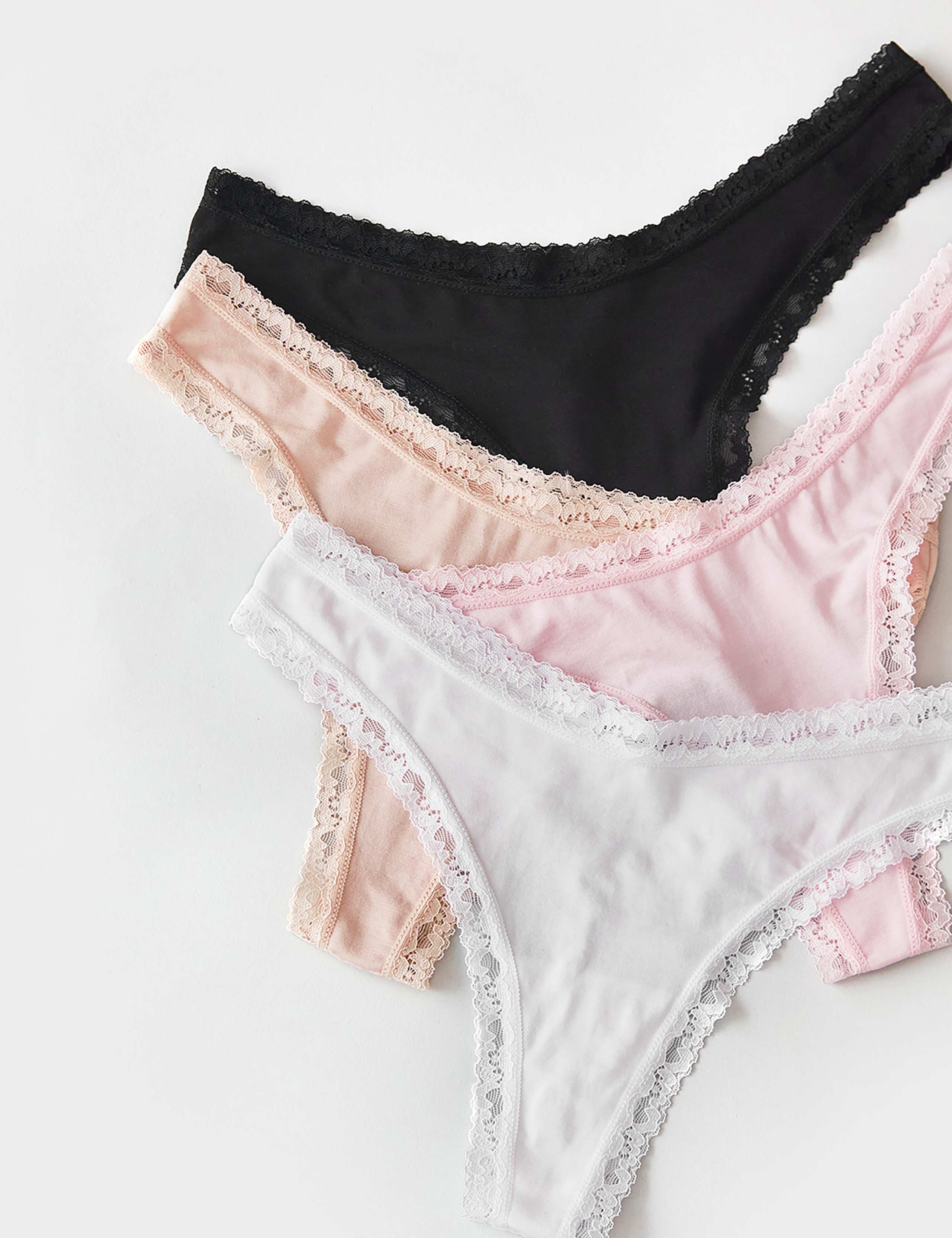 4pk Lace Cuffed Thongs 7 of 7