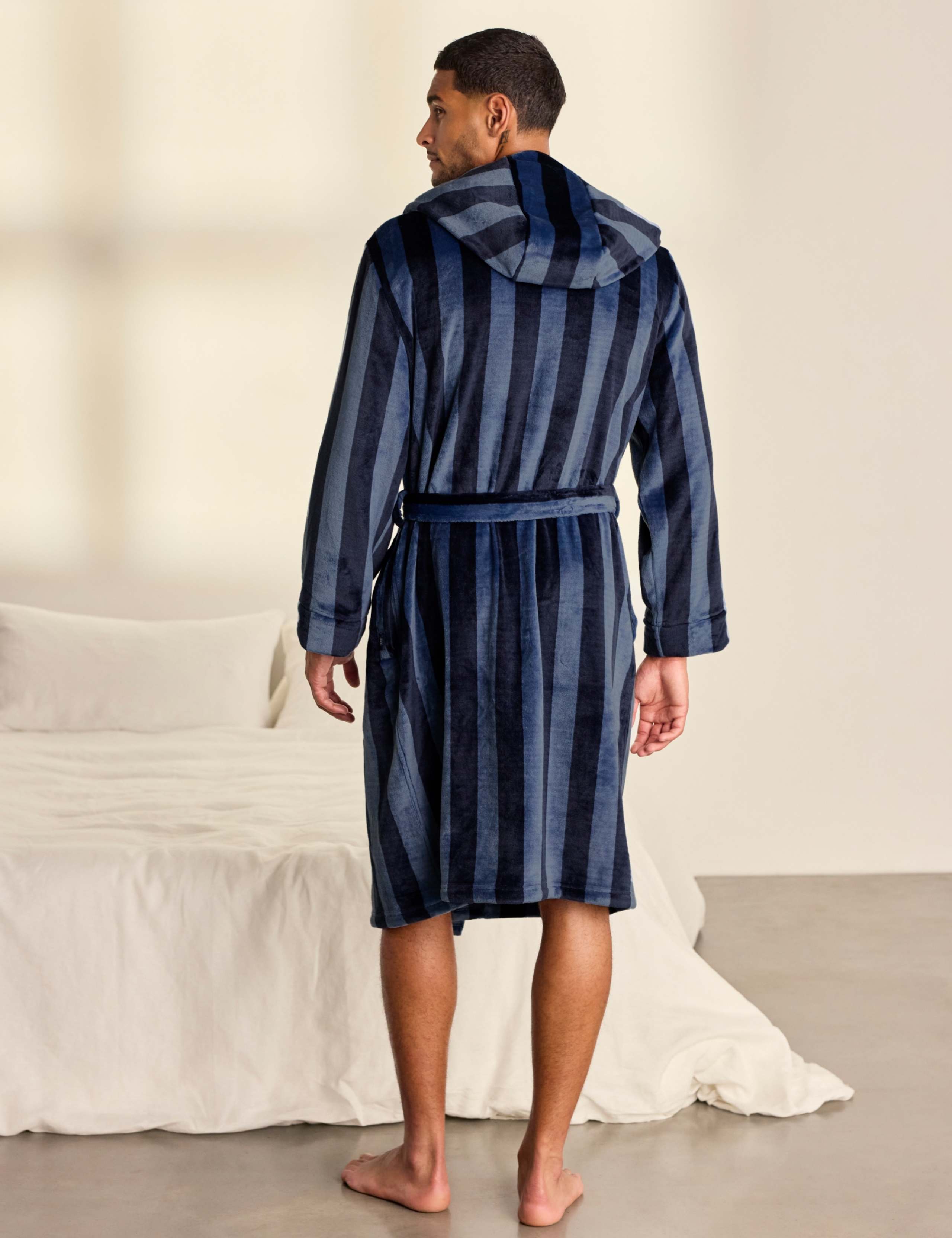Longer Length Dressing Gown 4 of 7