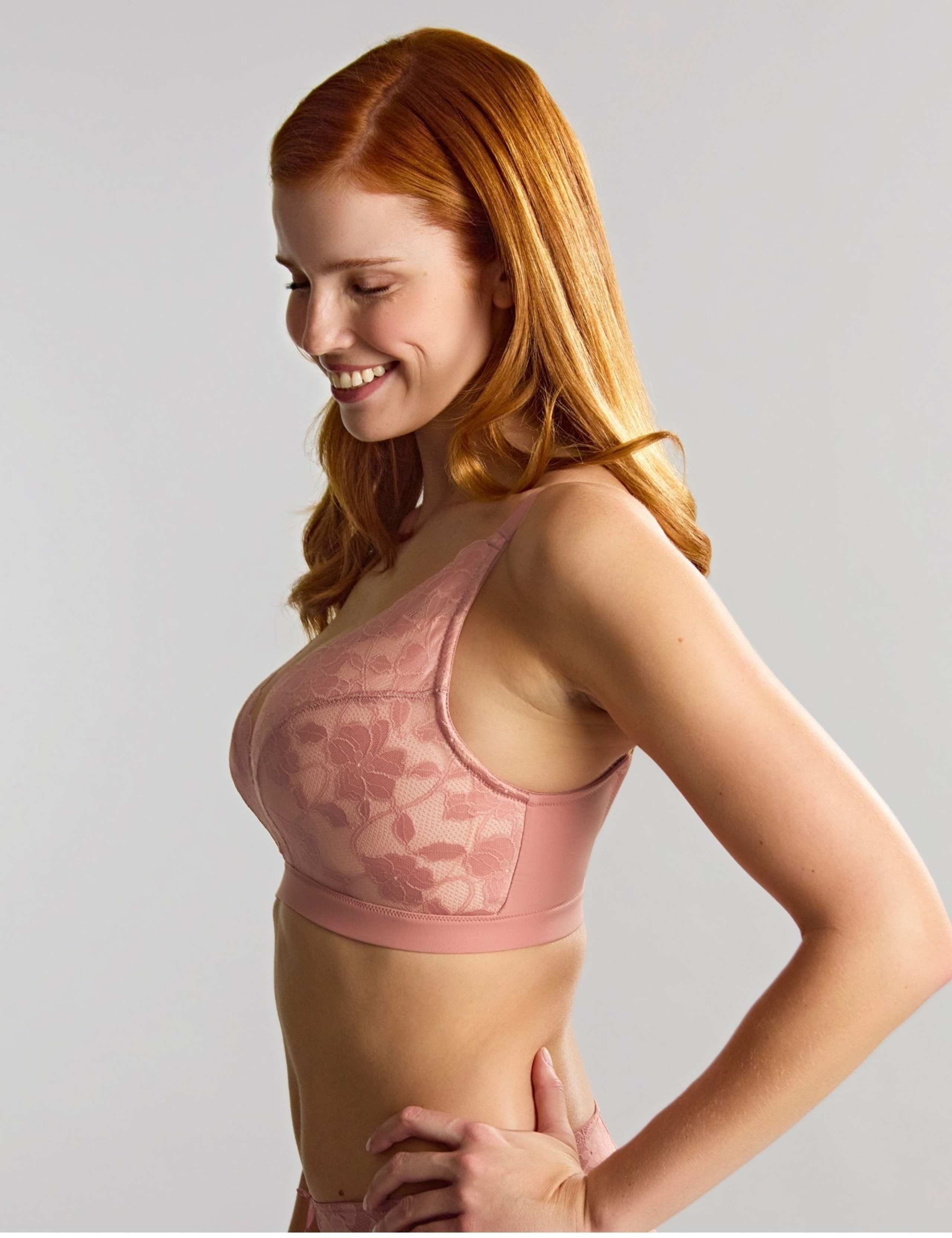 Amour Lace Non Wired Bralette (D-H) 3 of 3