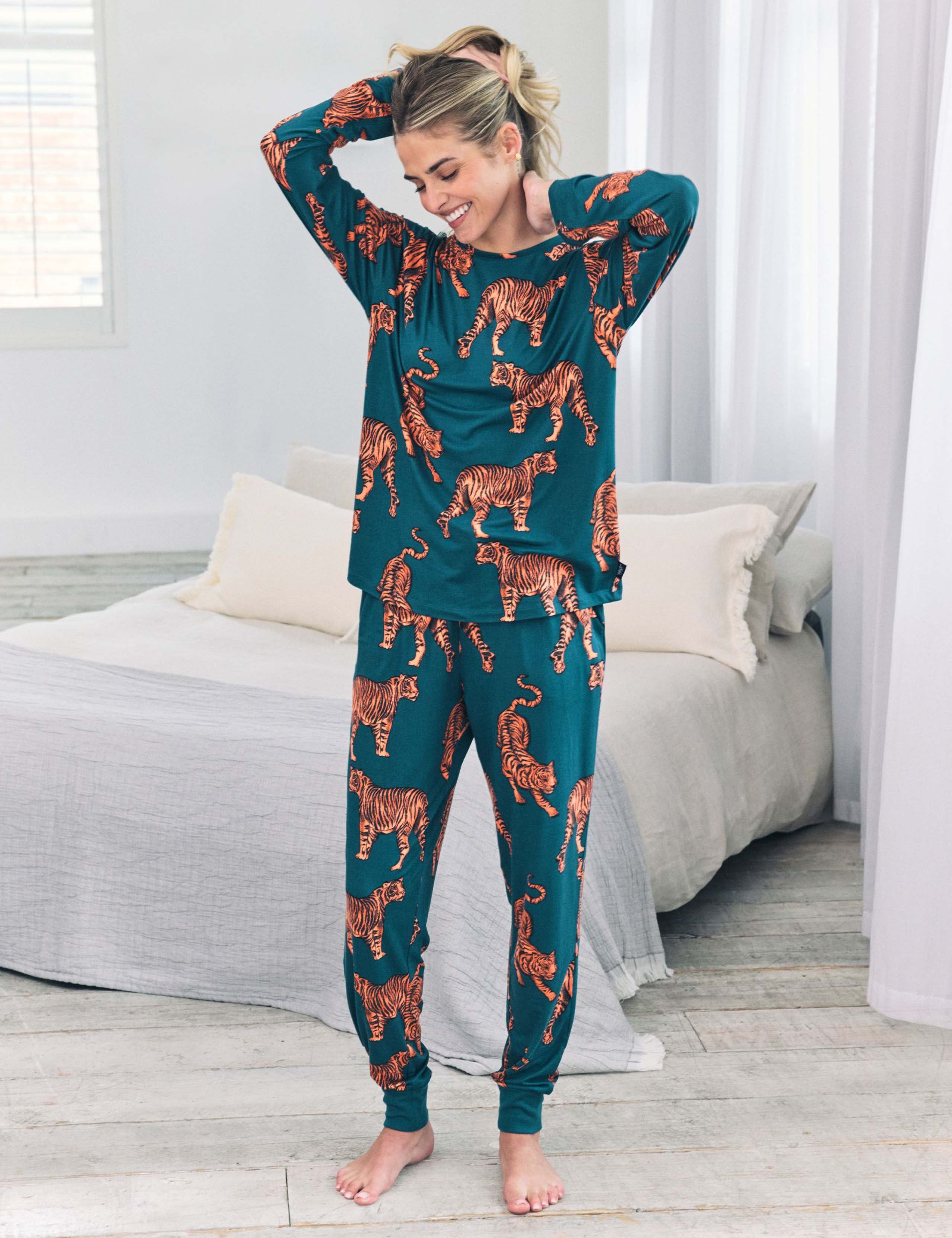 Tiger Print Cuffed Pyjama Set 2 of 7