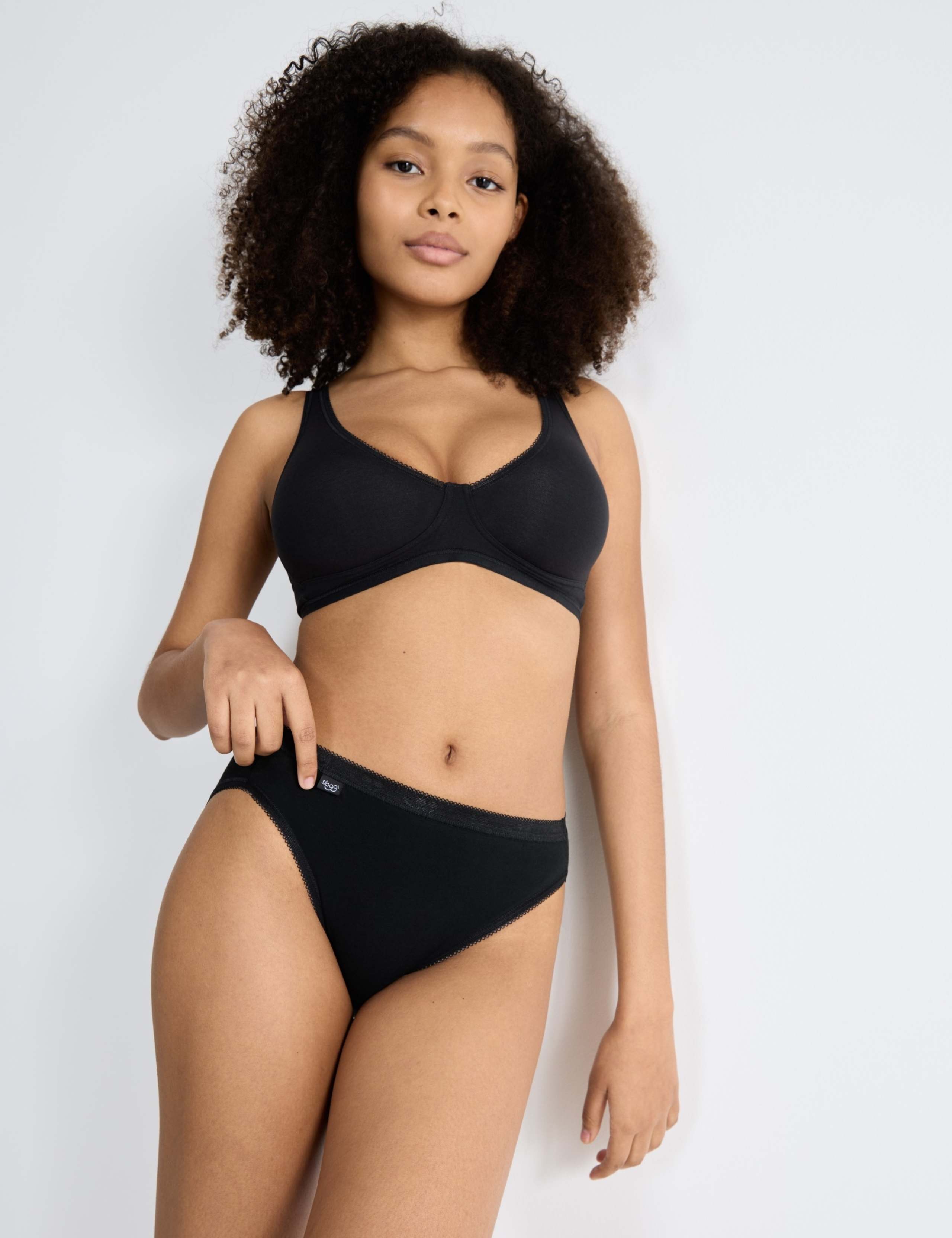 Basic+ Wired Full Cup Bra 1 of 5