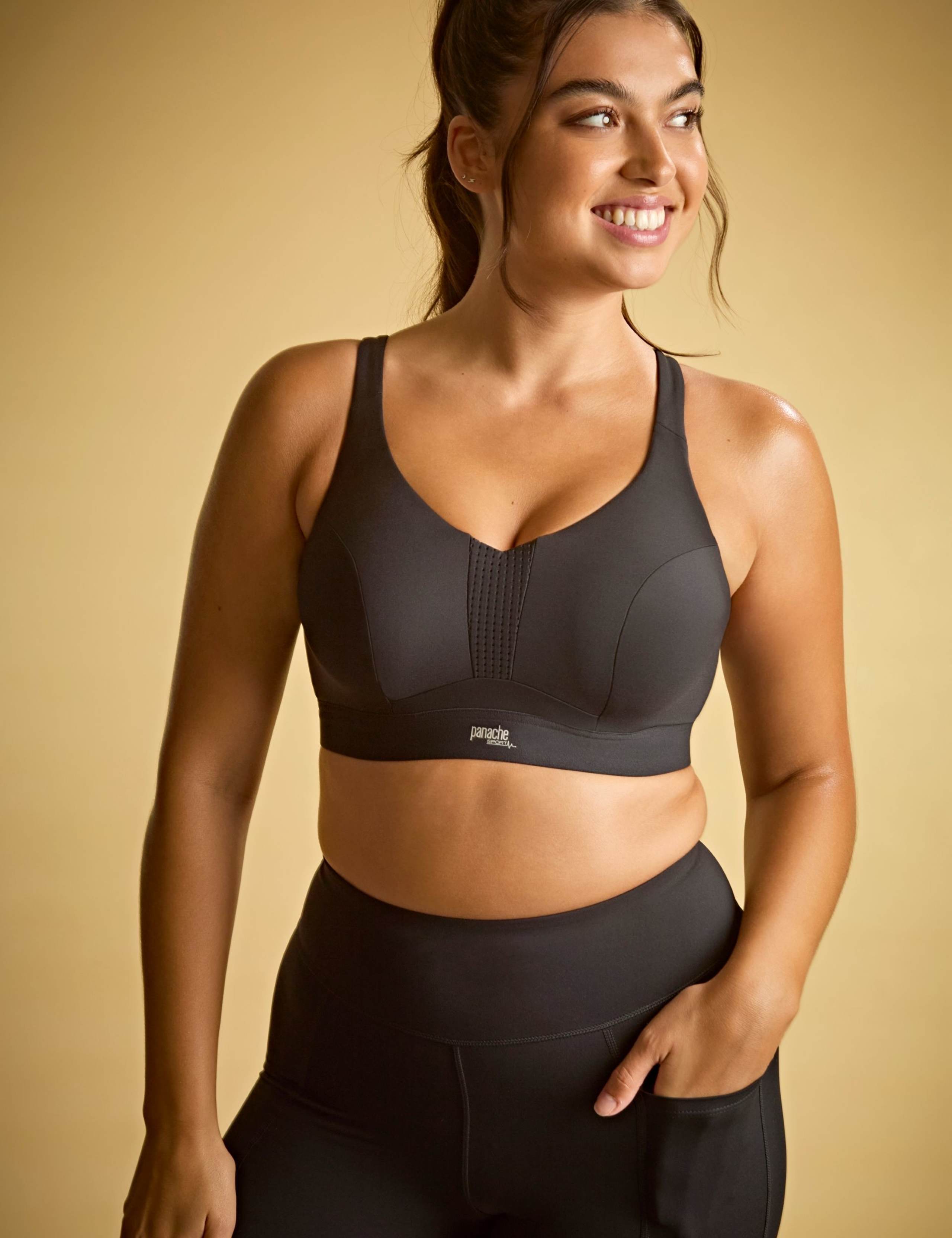 Endurance Wired Total Support Sports Bra 3 of 7