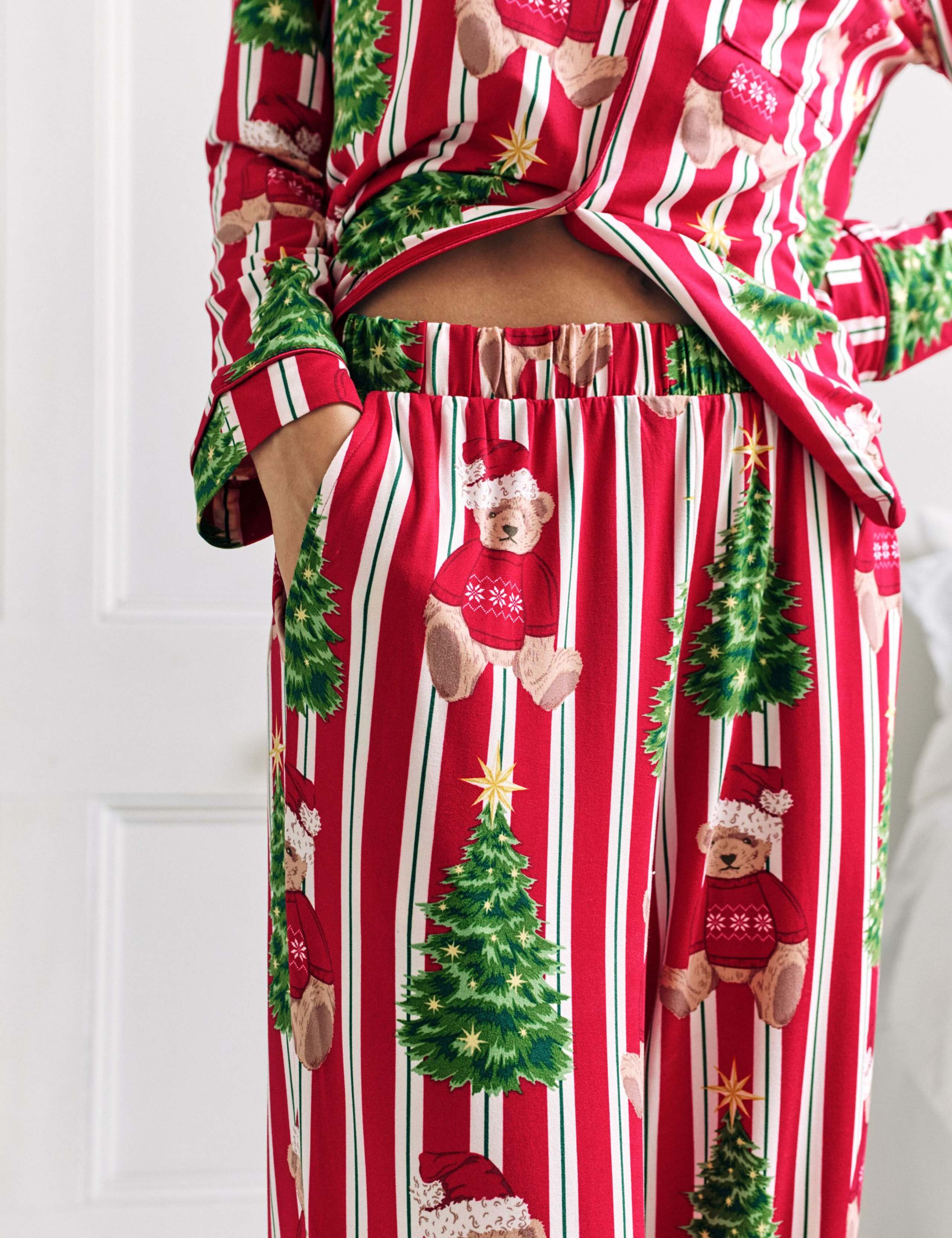 Bear Print Family Christmas Pyjama Set 6 of 13