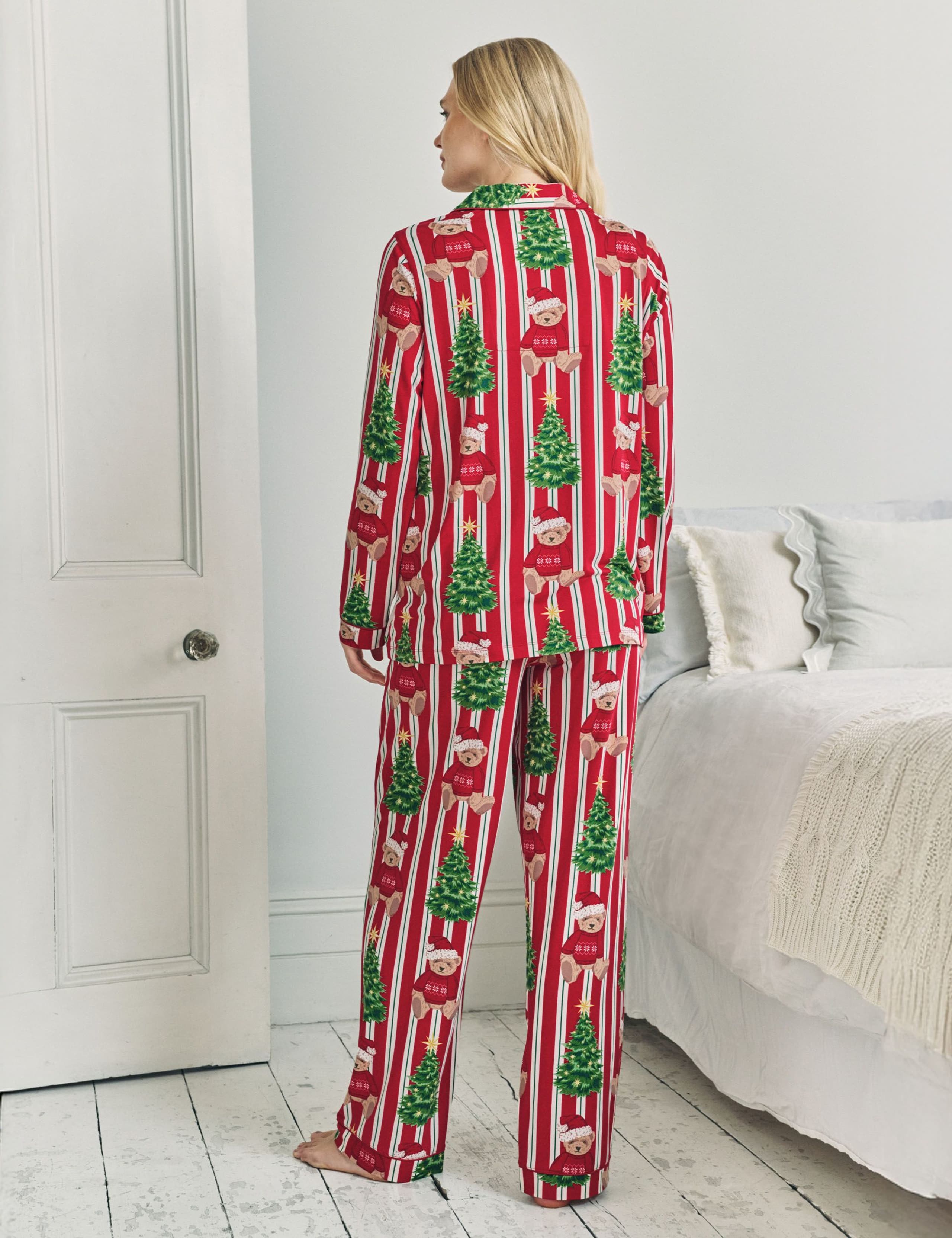 Christmas Print Maternity Pyjama Set 4 of 6