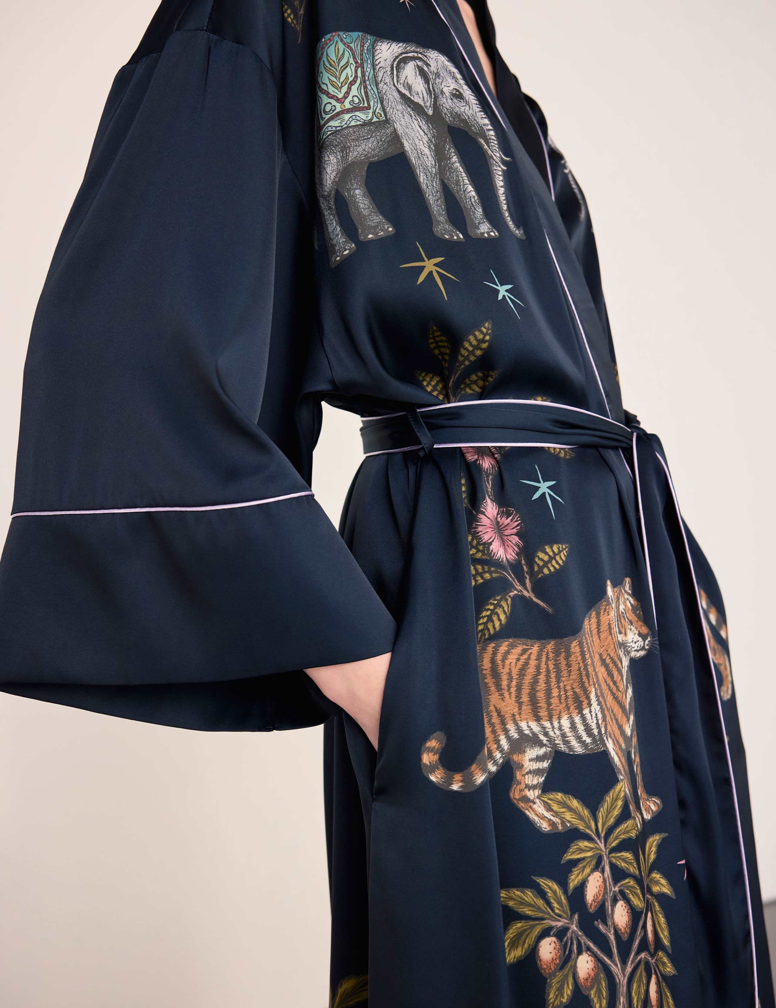 Satin Jungle Print Wide Sleeve Dressing Gown 3 of 6