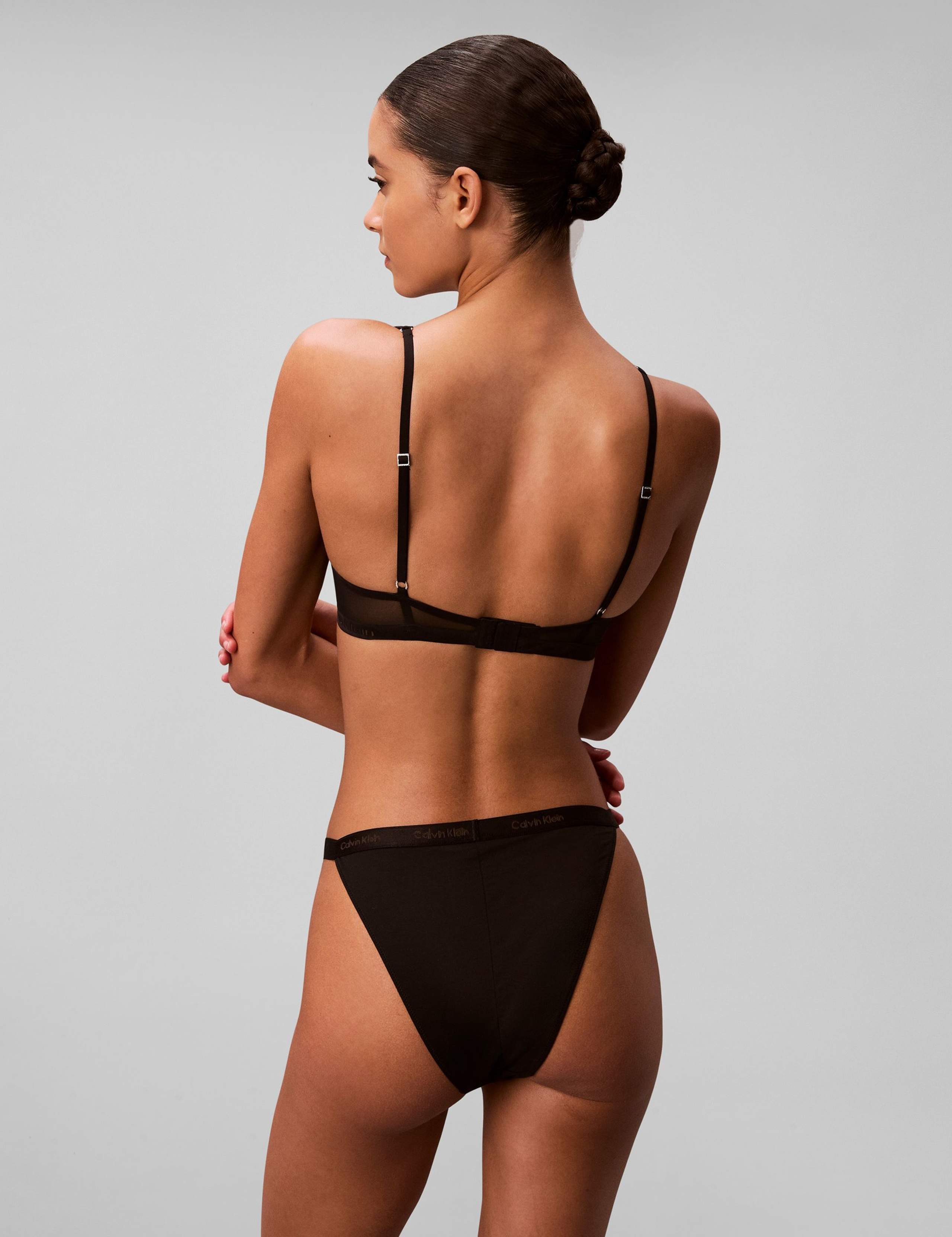 Minimalist Mesh Wired Push-Up Plunge Bra (B-D) 5 of 6