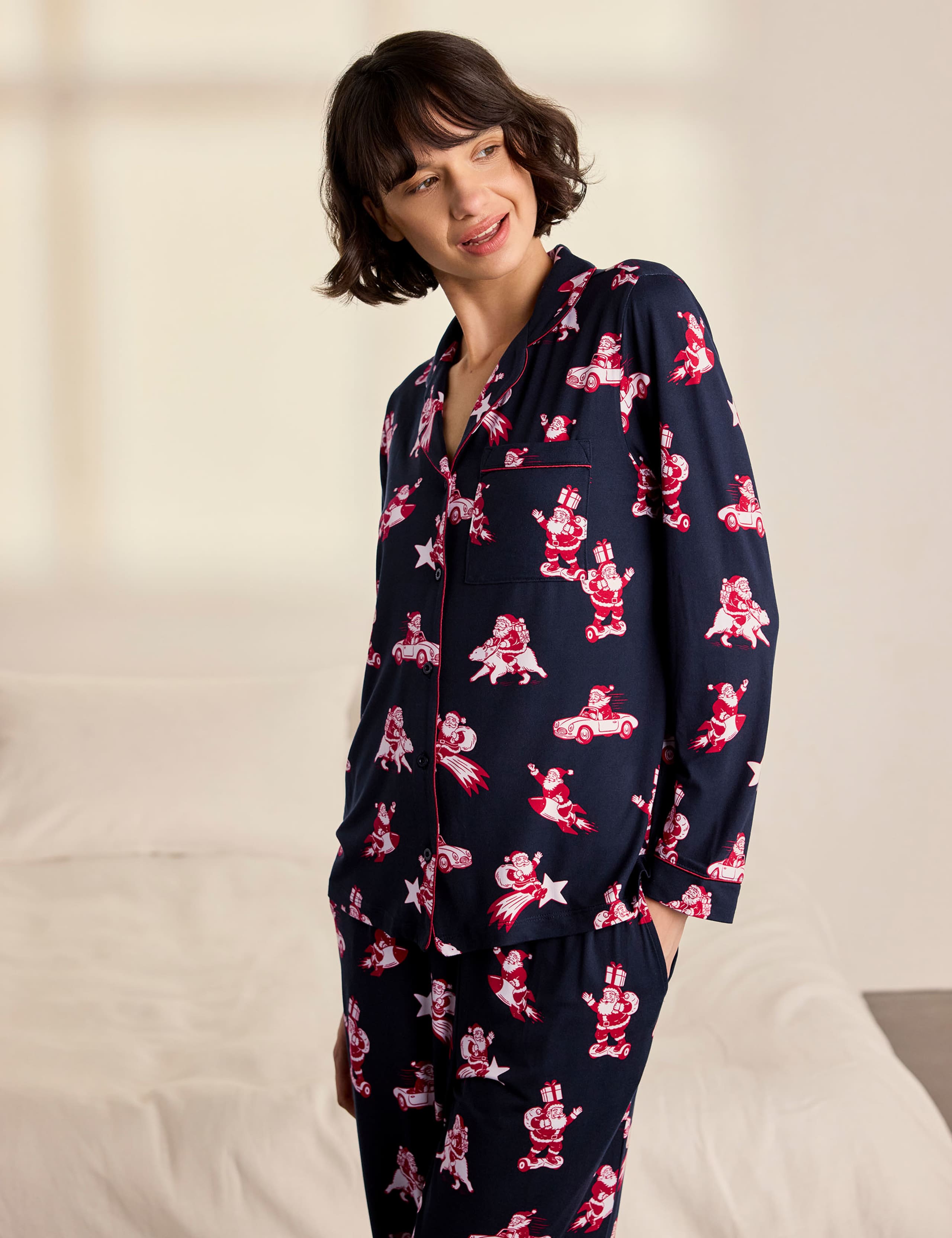 Family Christmas Santa Print
Pyjama Set 3 of 7