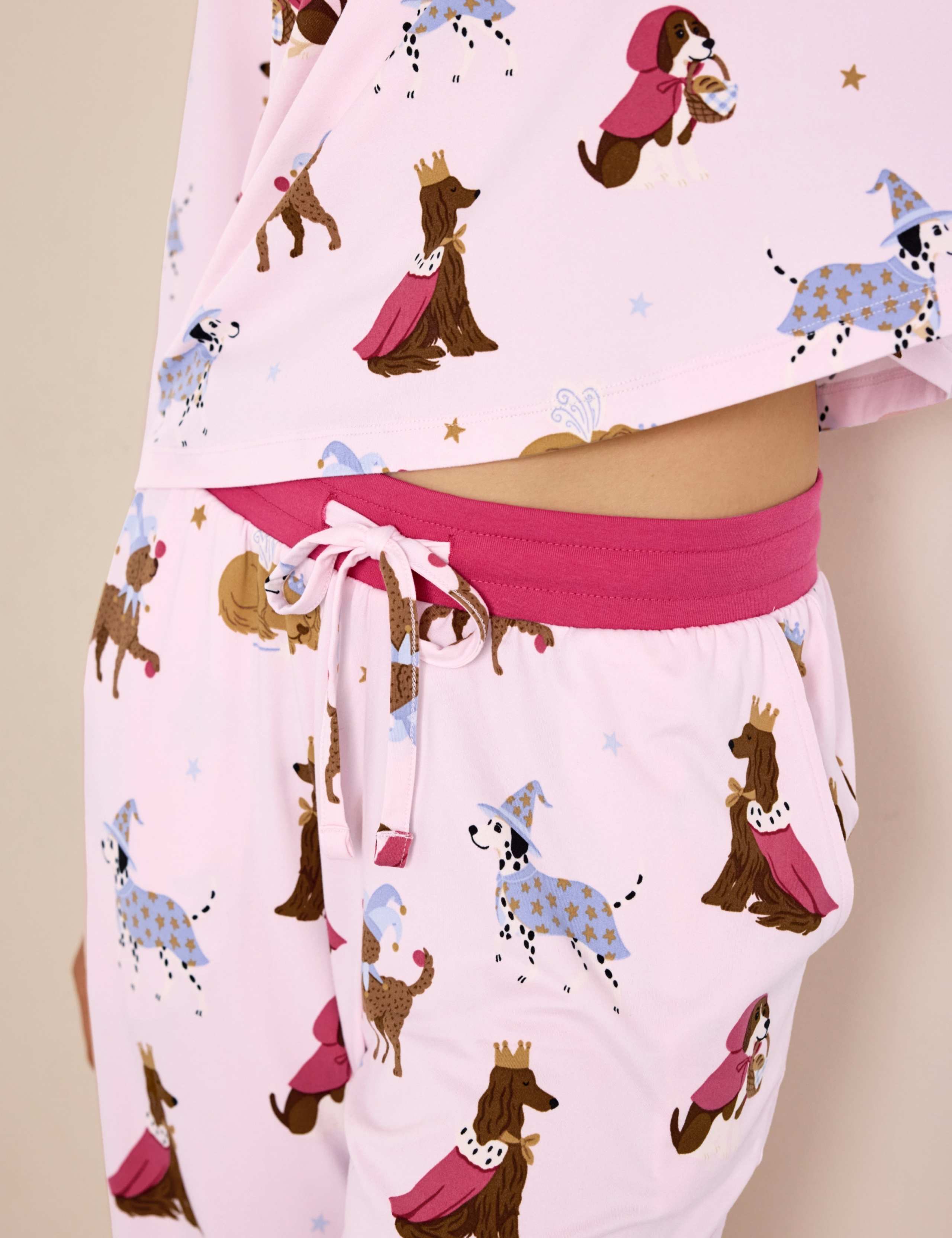 Jersey Fairy Tale Dogs Cuffed Pyjama Set 6 of 6