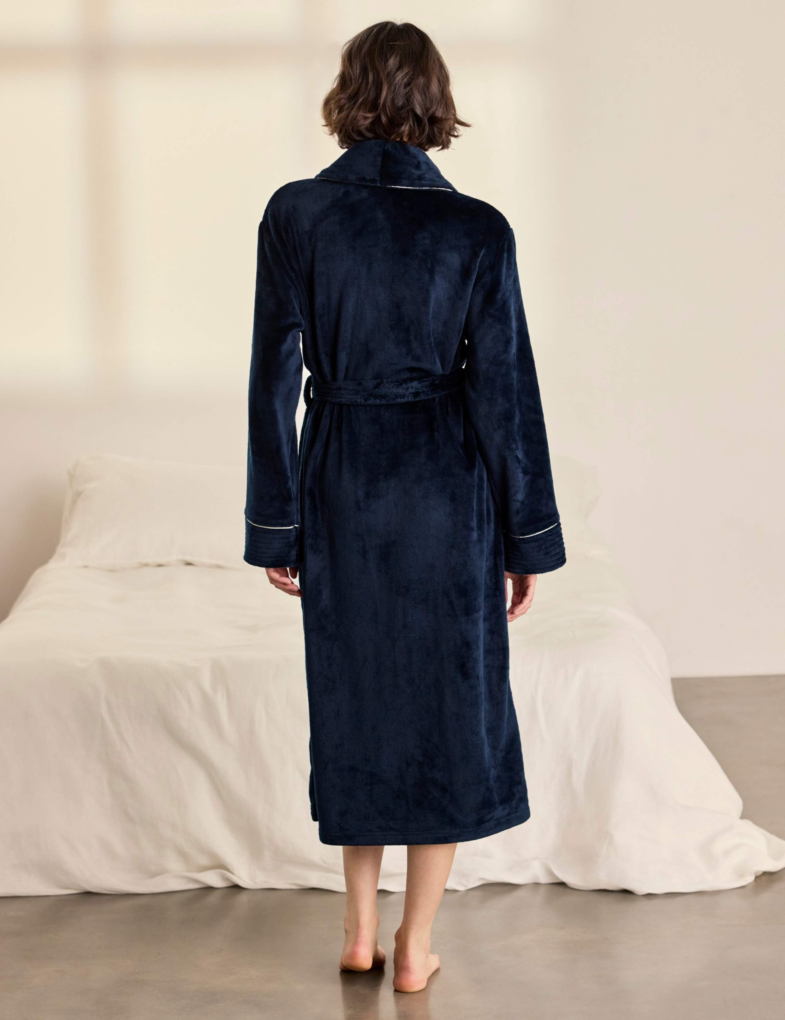 Fleece Dressing Gown 2 of 5