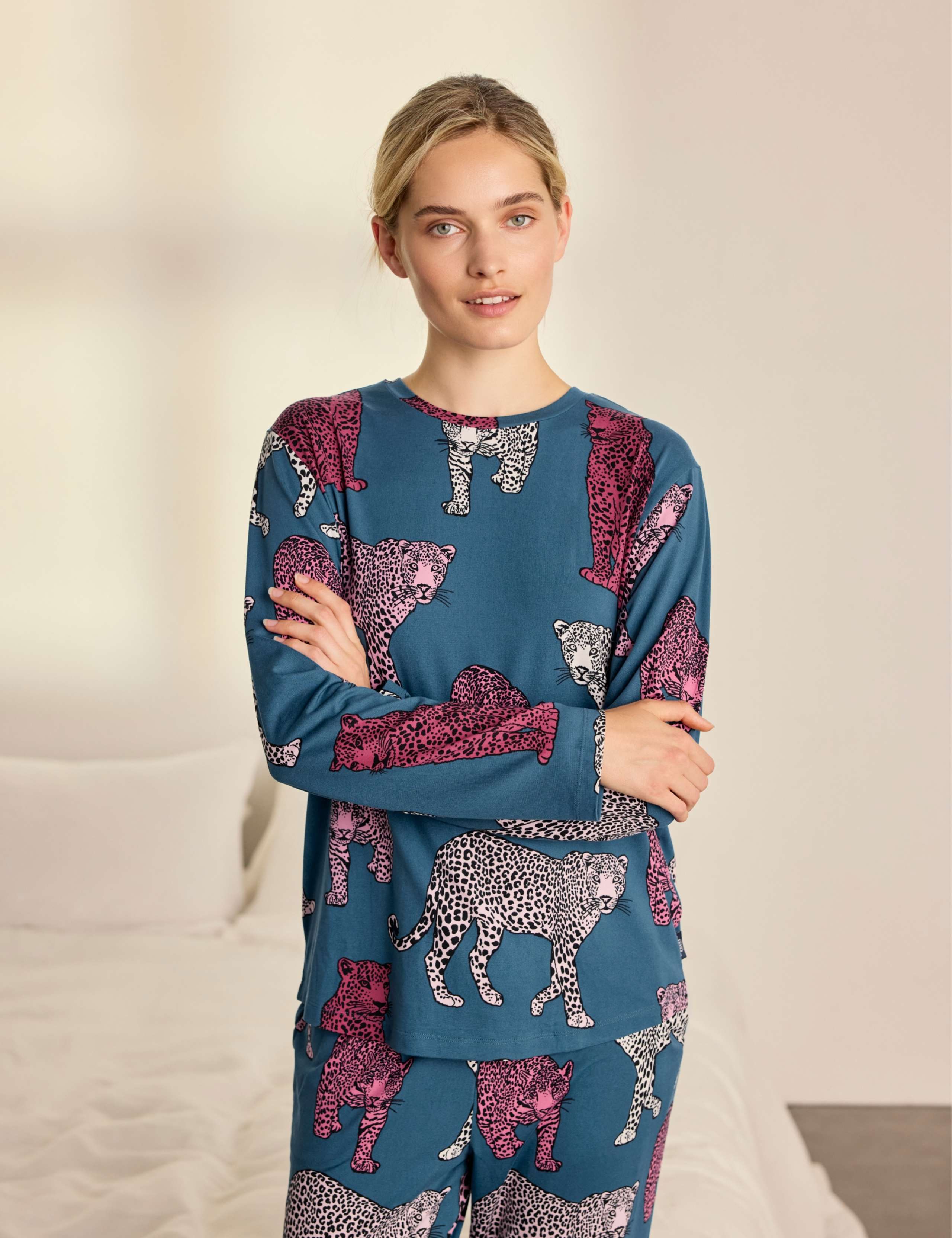 Long Sleeve Long Length Pyjama Set 4 of 6