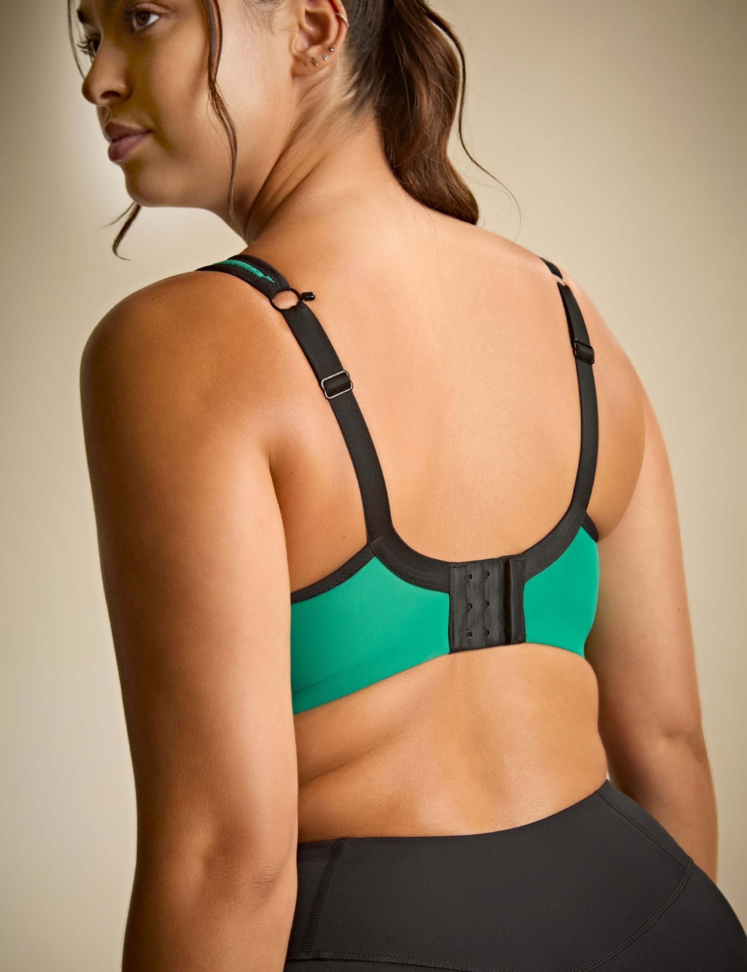 Power Ultimate Support Wired Sports Bra B-J 5 of 5