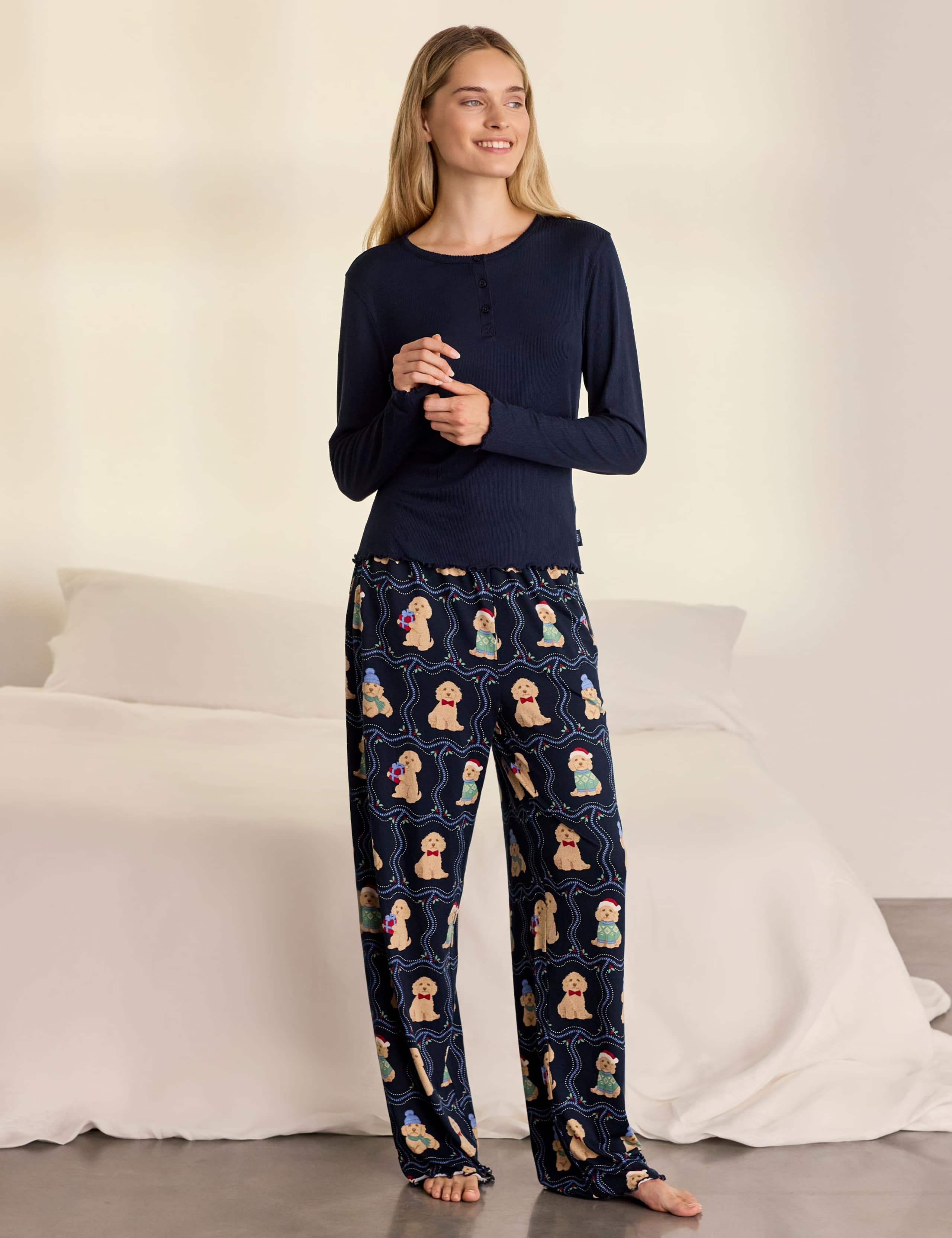 Family Christmas Dog Print
Pyjama Set 1 of 7