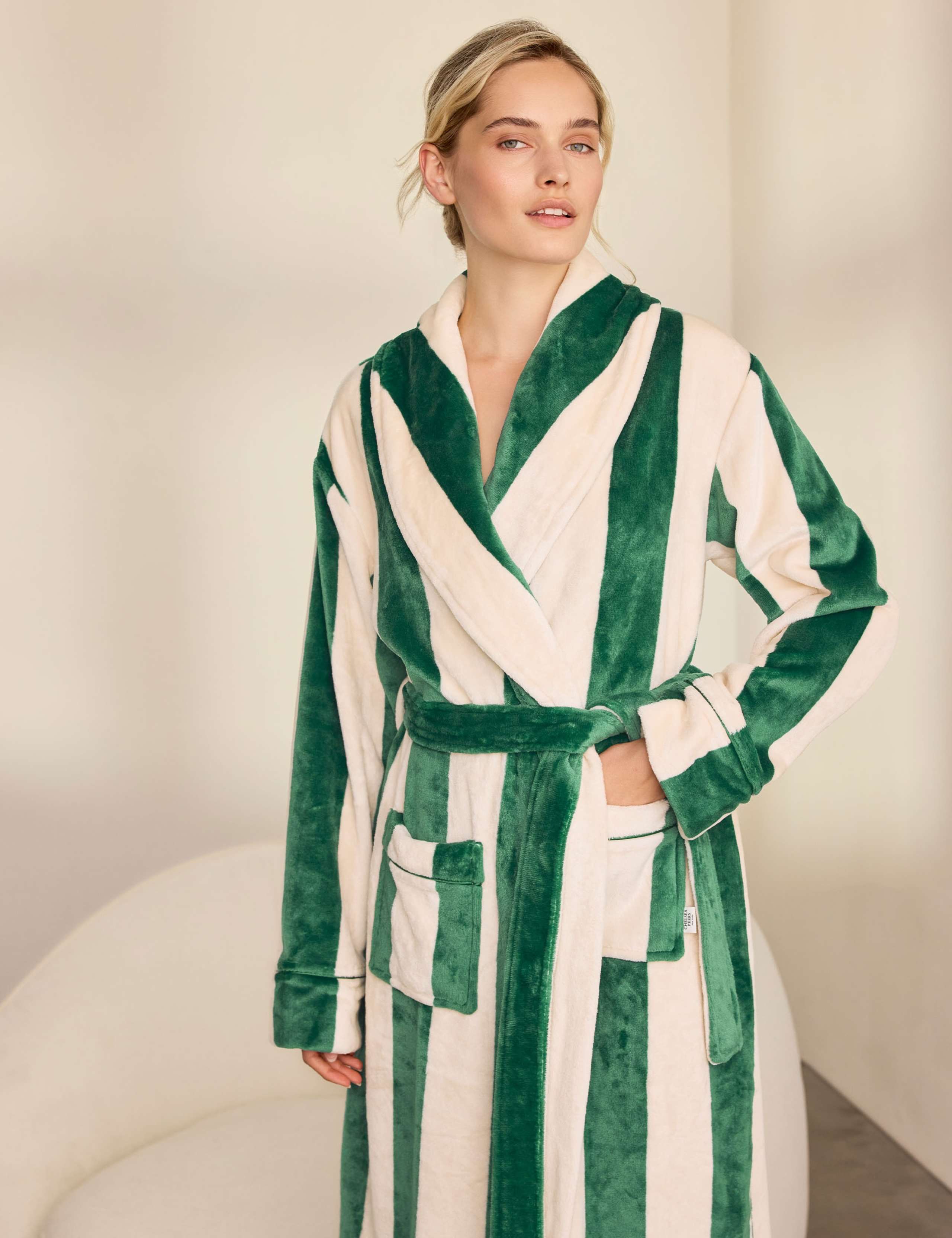 Sealskin Fleece Dressing Gown 2 of 6