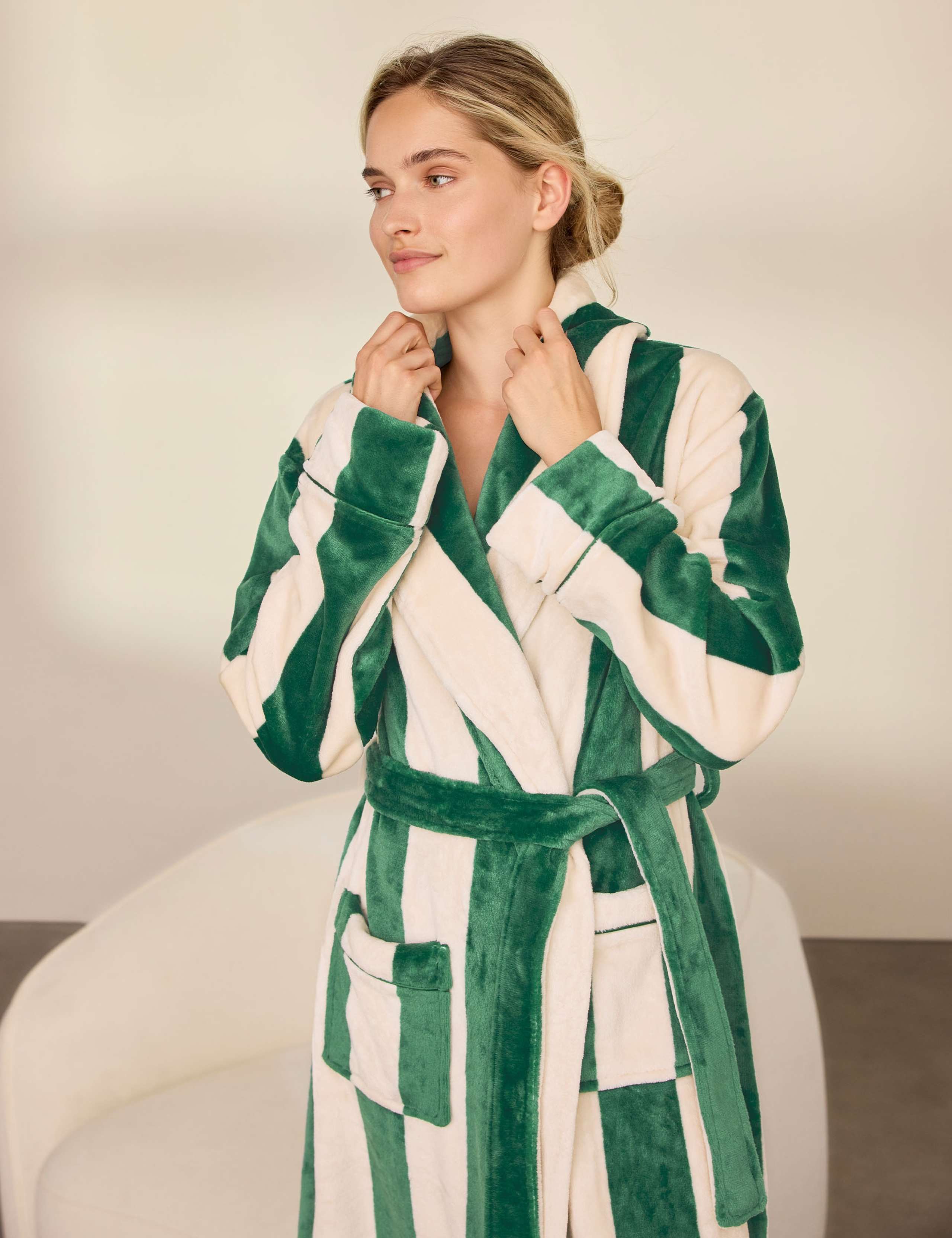 Sealskin Fleece Dressing Gown 3 of 6