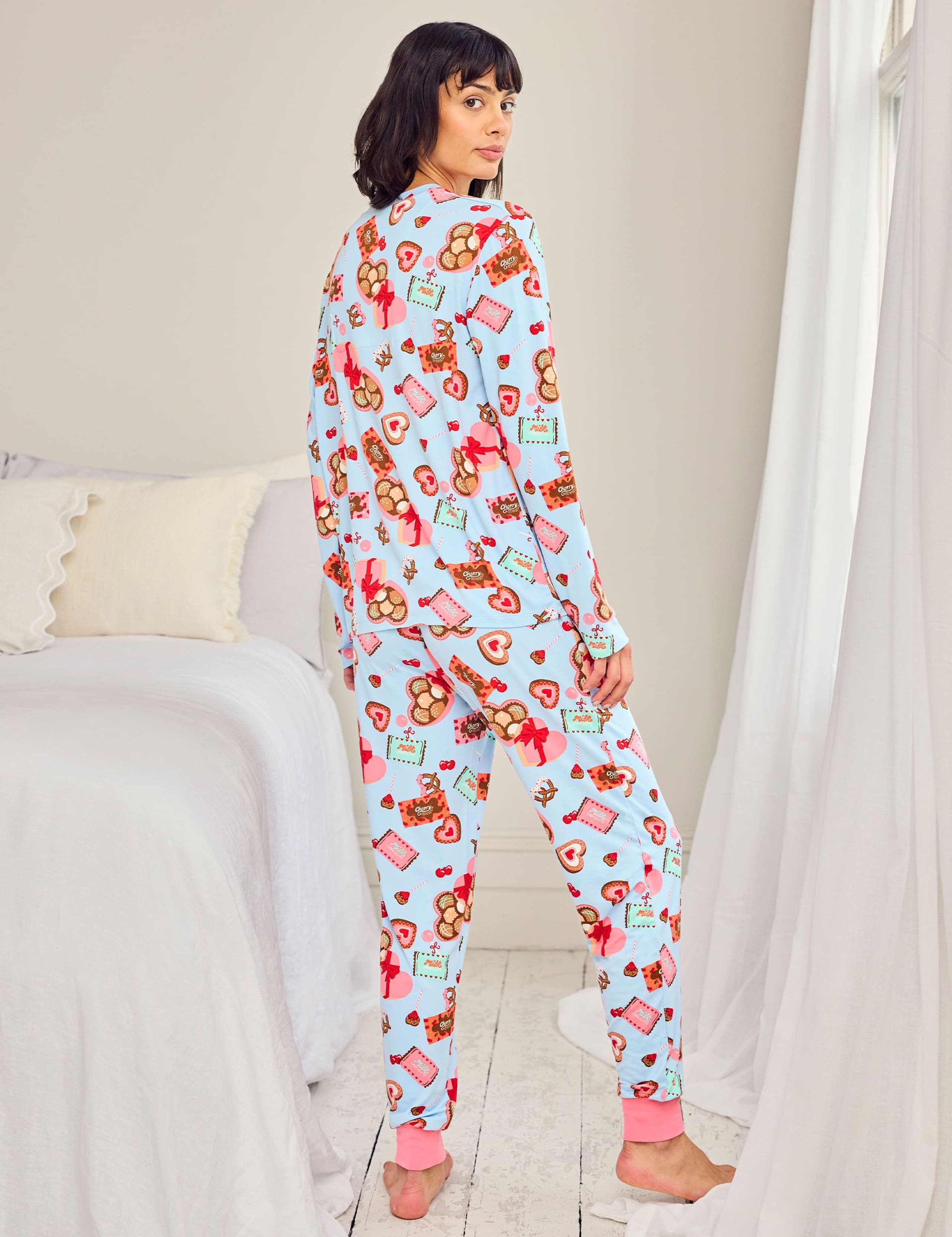 Jersey Chocolate Box Print Pyjama Set 3 of 6